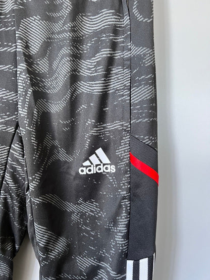 Bayern Munich Training Pants Football Soccer Adidas HF1394 Mens Size XS