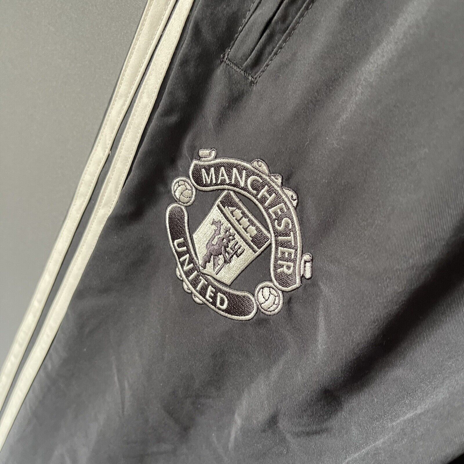 Manchester United Pants Size M Adult Mens Soccer Football Adidas [FR3855]
