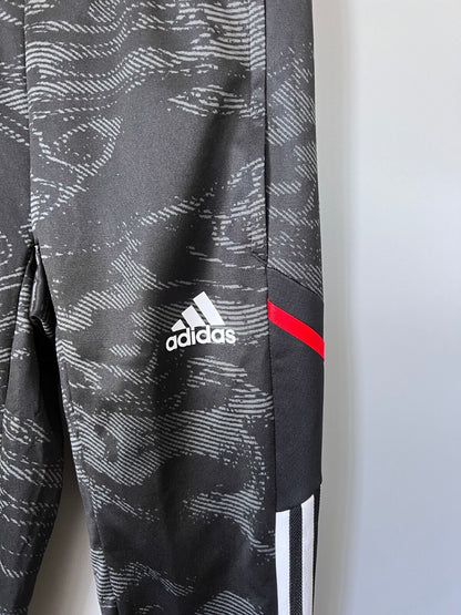 Bayern Munich Training Pants Football Soccer Adidas HF1394 Mens Size XS