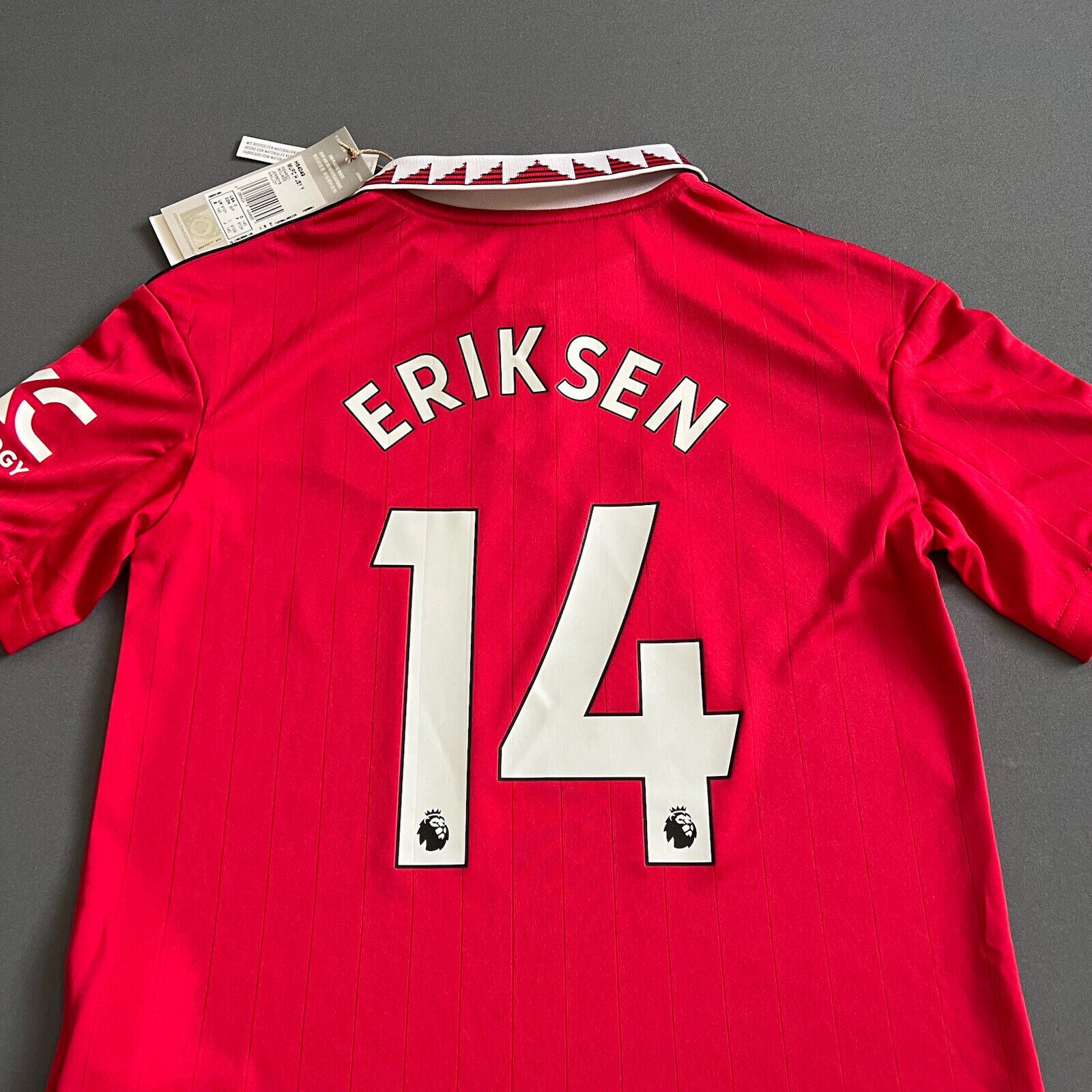 Eriksen Manchester United Jersey 22-23 Home Size S Boys Football Shirt Adidas