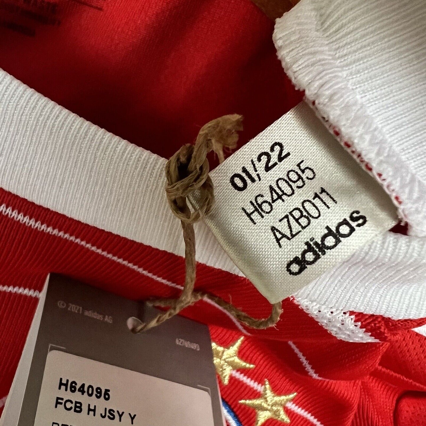 Bayern Munich 2022-23 Home Size XS 7-8Y Boys Soccer Football Shirt Adidas