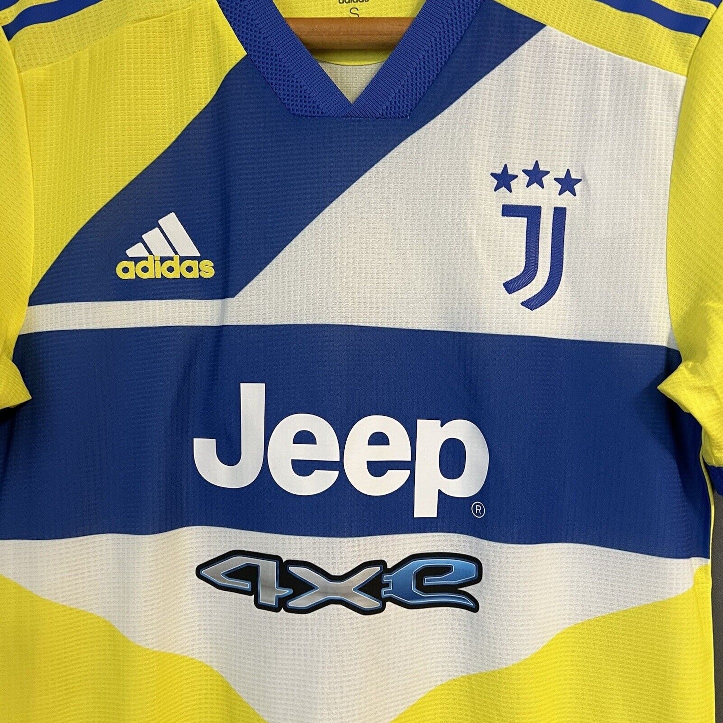 Juventus Jersey 2021-22 Third Authentic SMALL Soccer Football Adidas GM7175