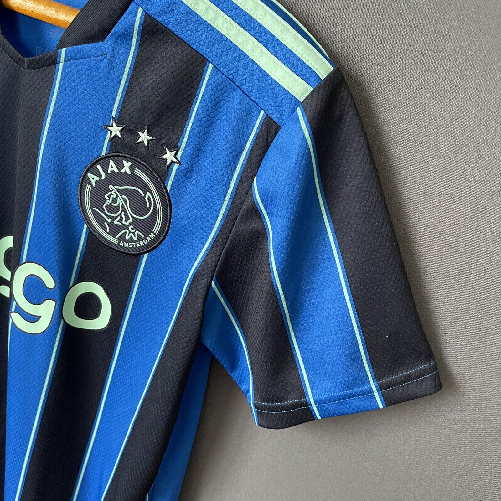 AJAX JERSEY 2021-22 AWAY SIZE S MENS FOOTBALL SOCCER SHIRT ADIDAS [GT7130]
