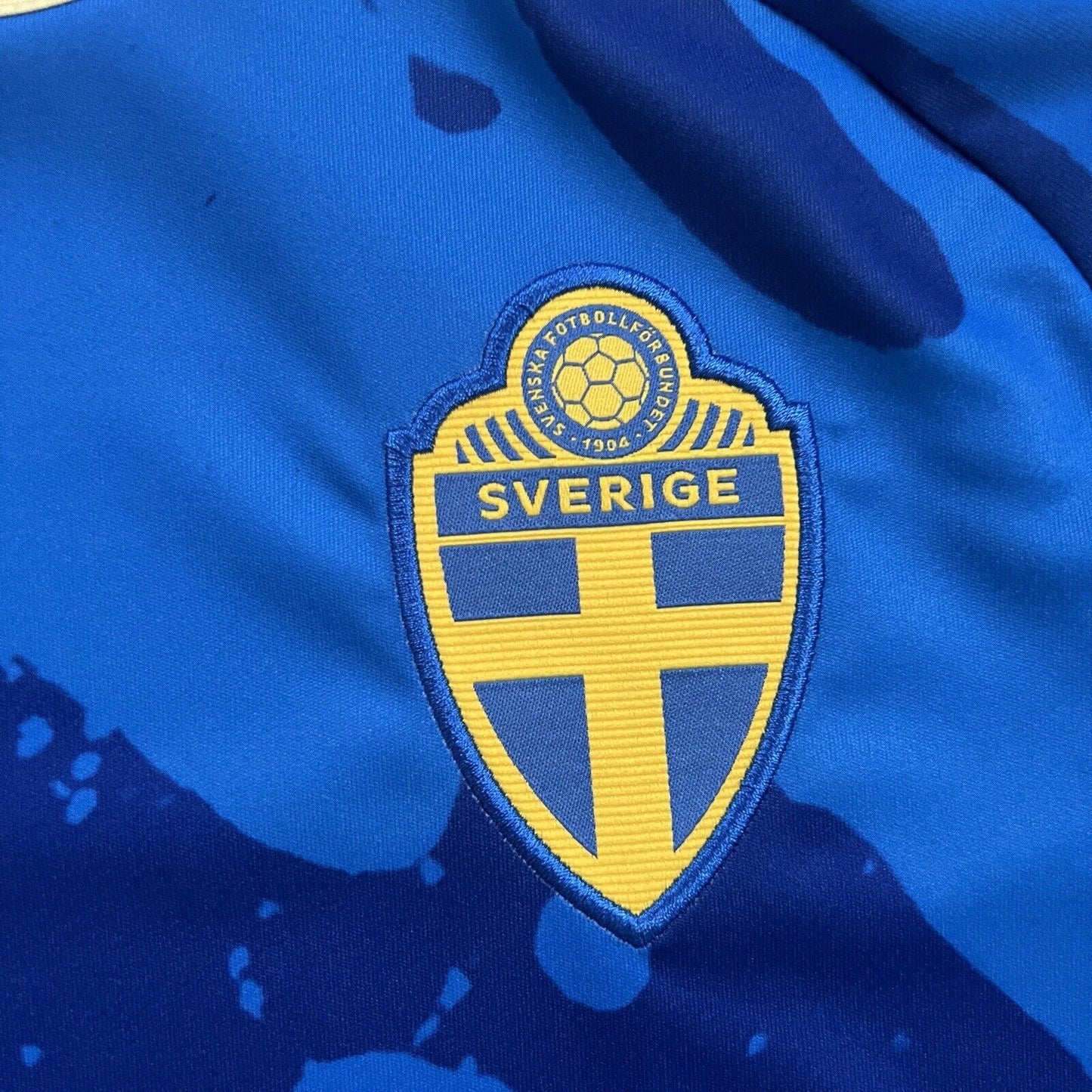 Sweden Jersey Team 2023 Away Womens Soccer Football Shirt HT7142 Adidas Size 2XS
