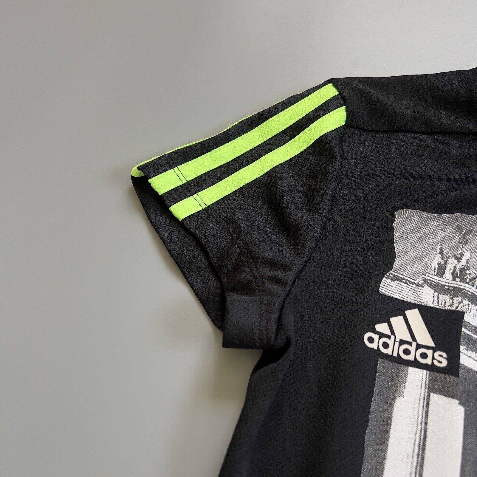 Adidas Running Shirt Berlin Marathon 2020 Size XS Womens GK9260 New