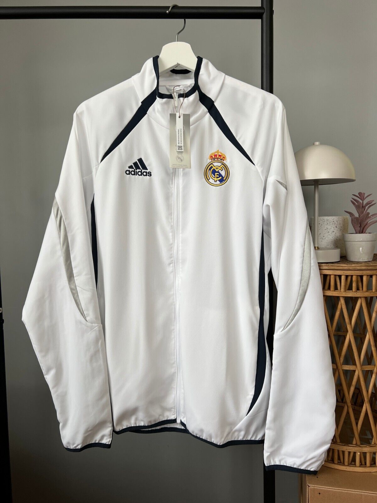 Real Madrid Teamgeist Jacket 2006 x 2021 White Soccer Adidas HA2537 Mens Size M