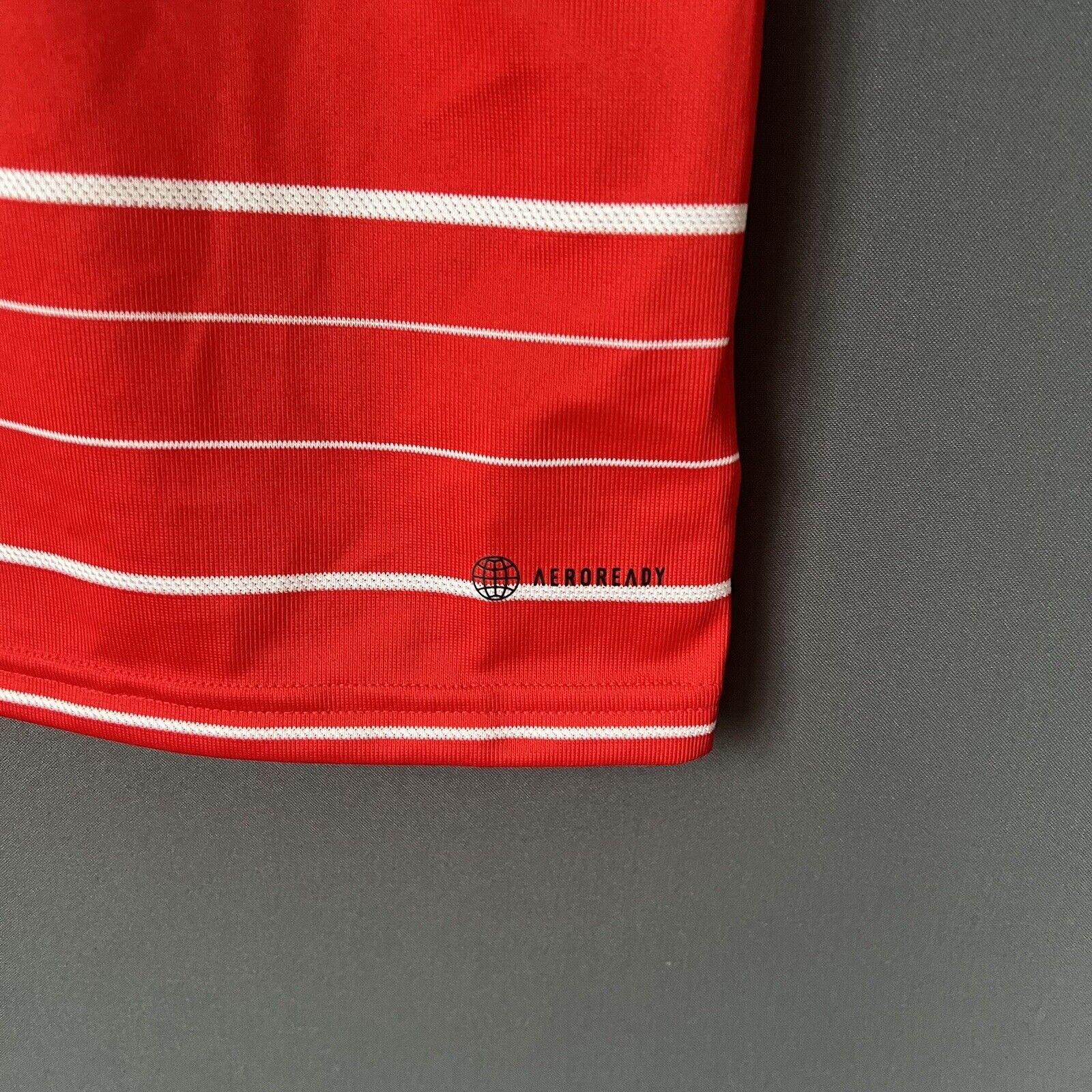 Bayern Munich Jersey 2022/2023 Home Small Mens Soccer Shirt H39900 Adidas