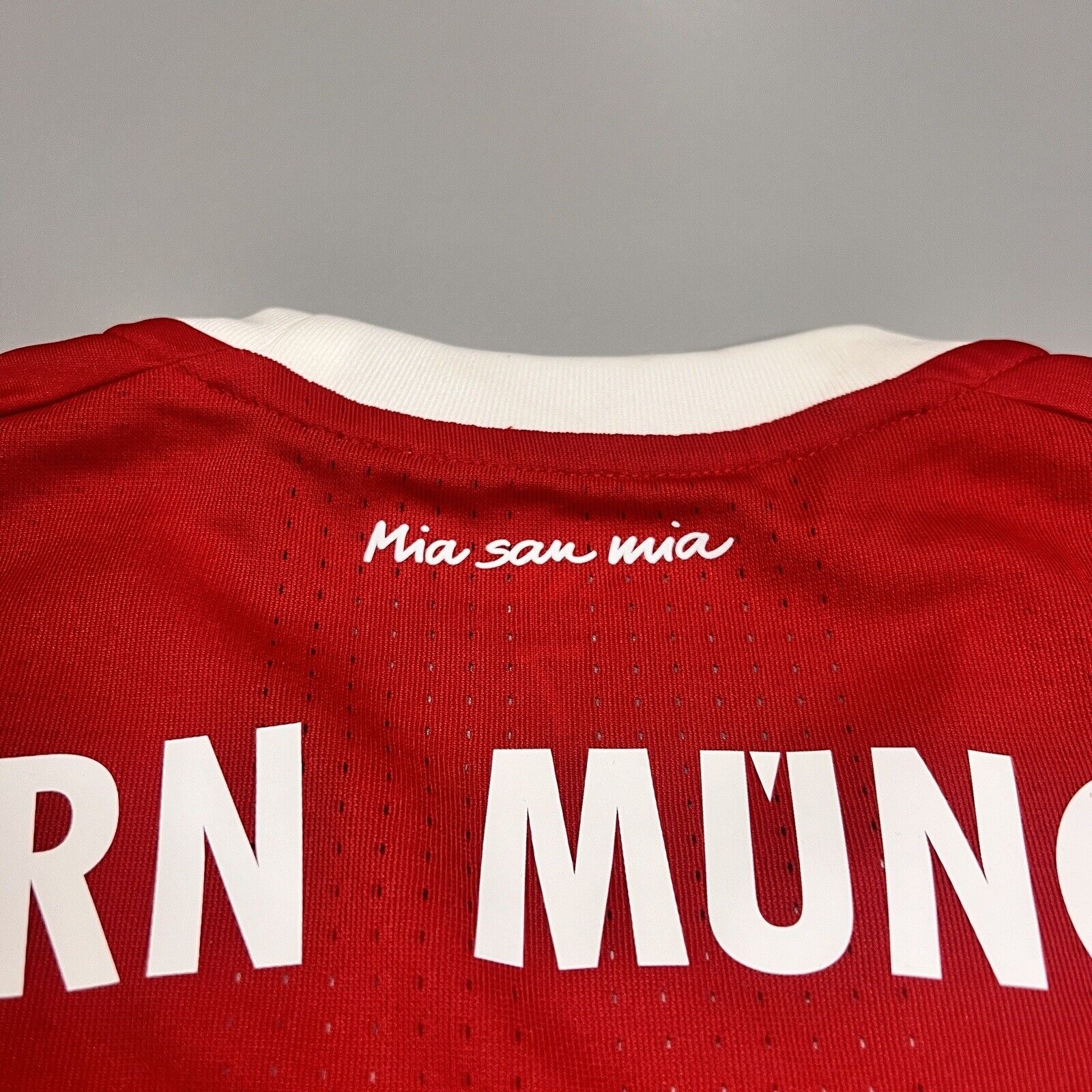Bayern Munich Jersey 2017/18 Home Match Worn Mens Size 7 Football Shirt Adidas