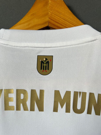 Gravenberch Bayern Munich Jersey 2022-2023 Away Mens Soccer Shirt Size S Adidas