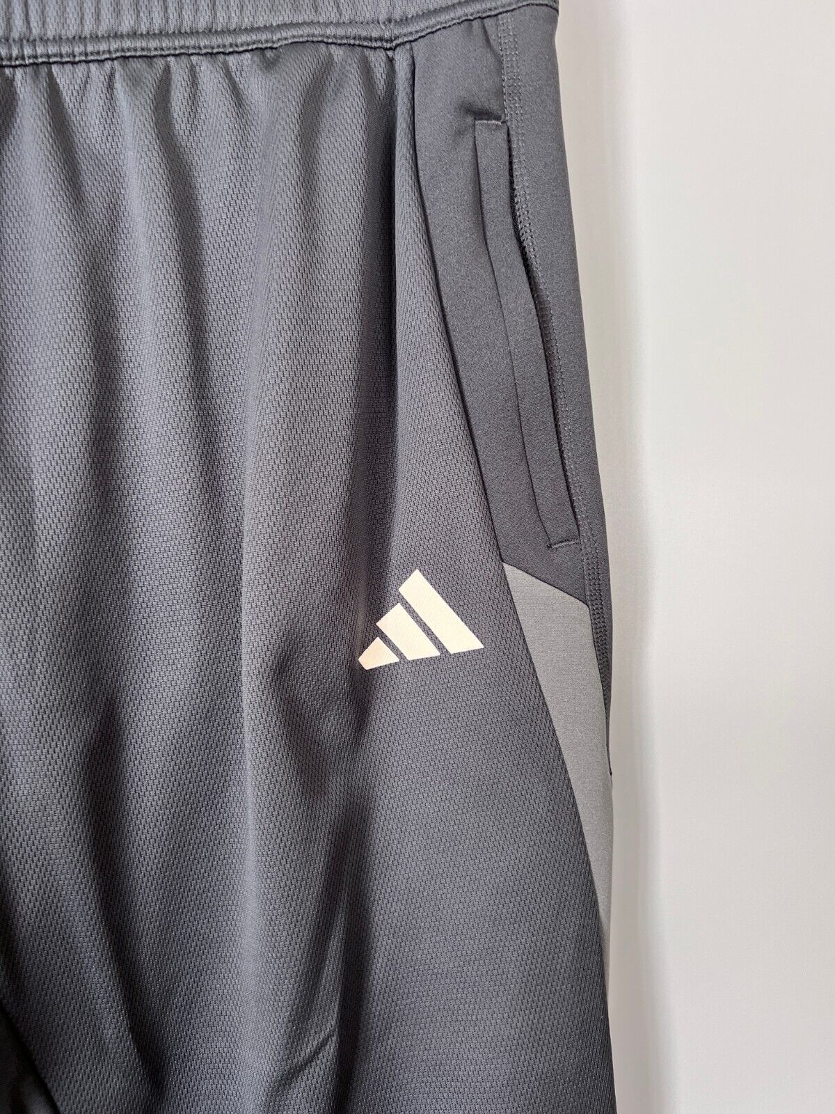 Juventus Tiro 23 Winterized Pants Football Soccer Adidas IQ4785 Mens Size XL