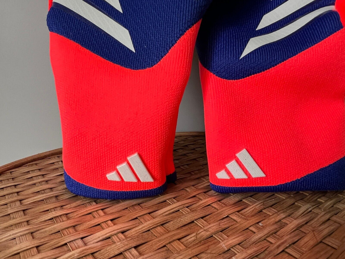 Adidas Predator PRO GL P Goalkeeper Gloves Lucid Blue IS7587 Mens Size 9