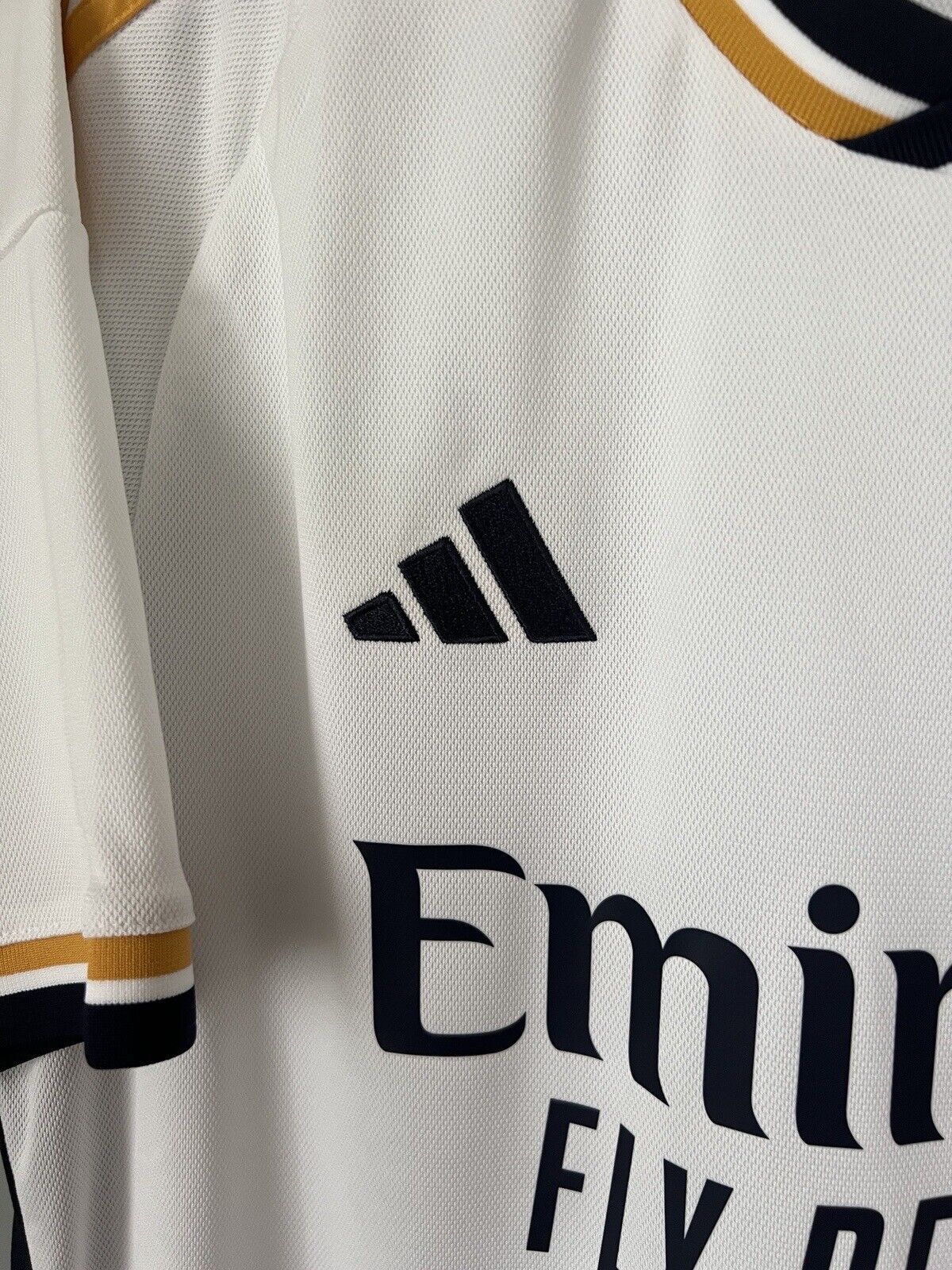 Alaba Real Madrid Jersey 23/24 Home Mens Soccer Shirt HR3796 Adidas Size L