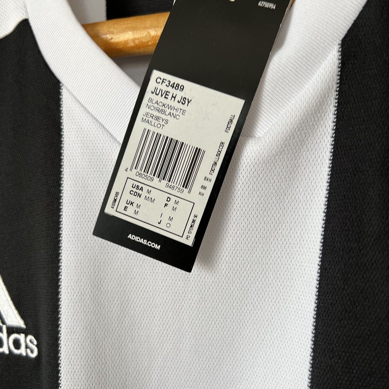 Khedira Juventus Jersey 2018/2019 Home Mens Football Shirt Medium CF3489 Adidas