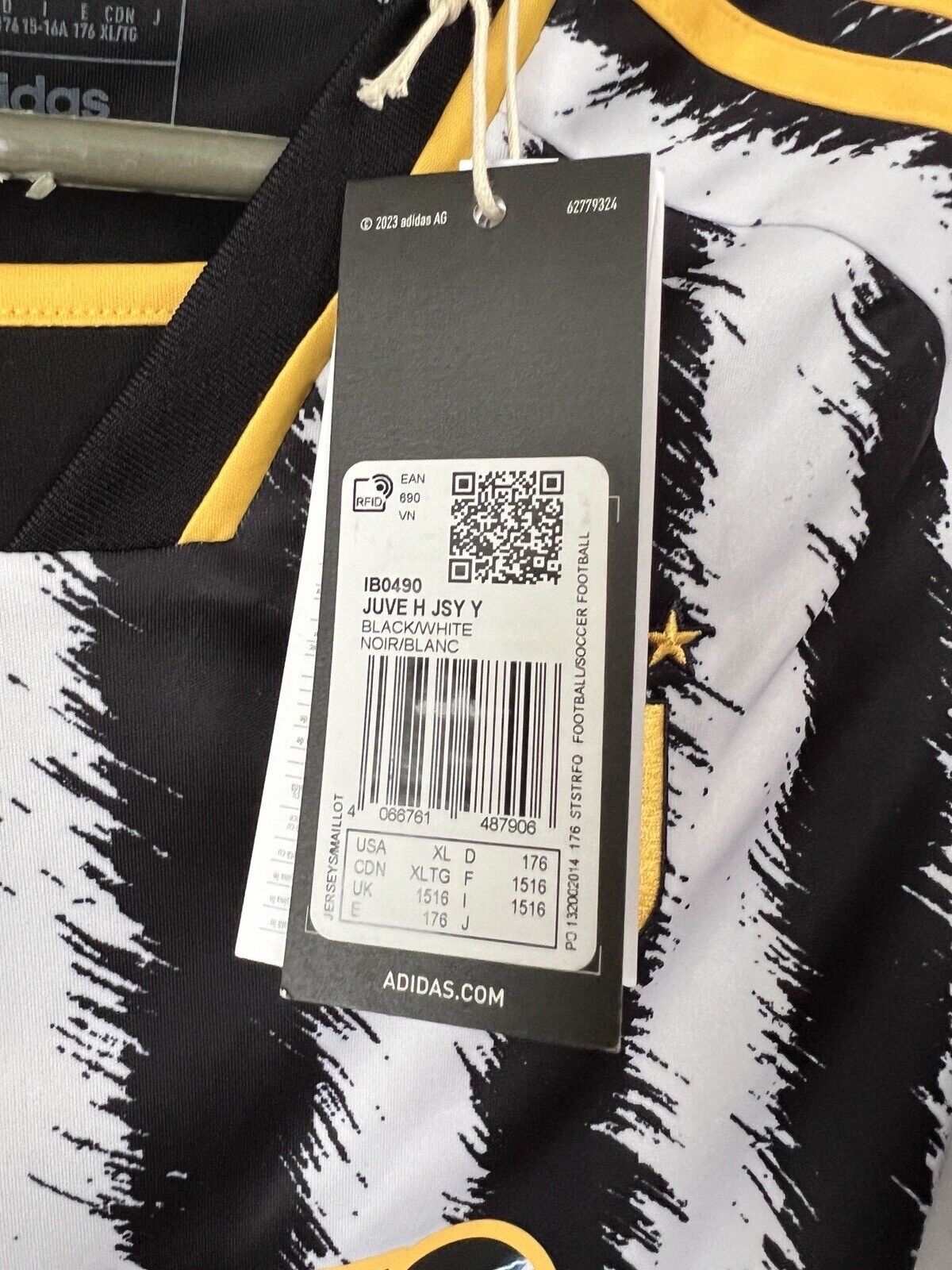Fagioli Juventus Jersey 23/24 Away Soccer Shirt Adidas IB0490 Boys Size XL