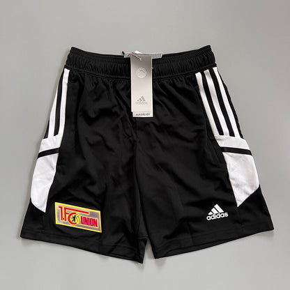 1. FC Union Berlin Shorts Condivo 22 Zipped pockets Soccer Adidas Boys Size XS