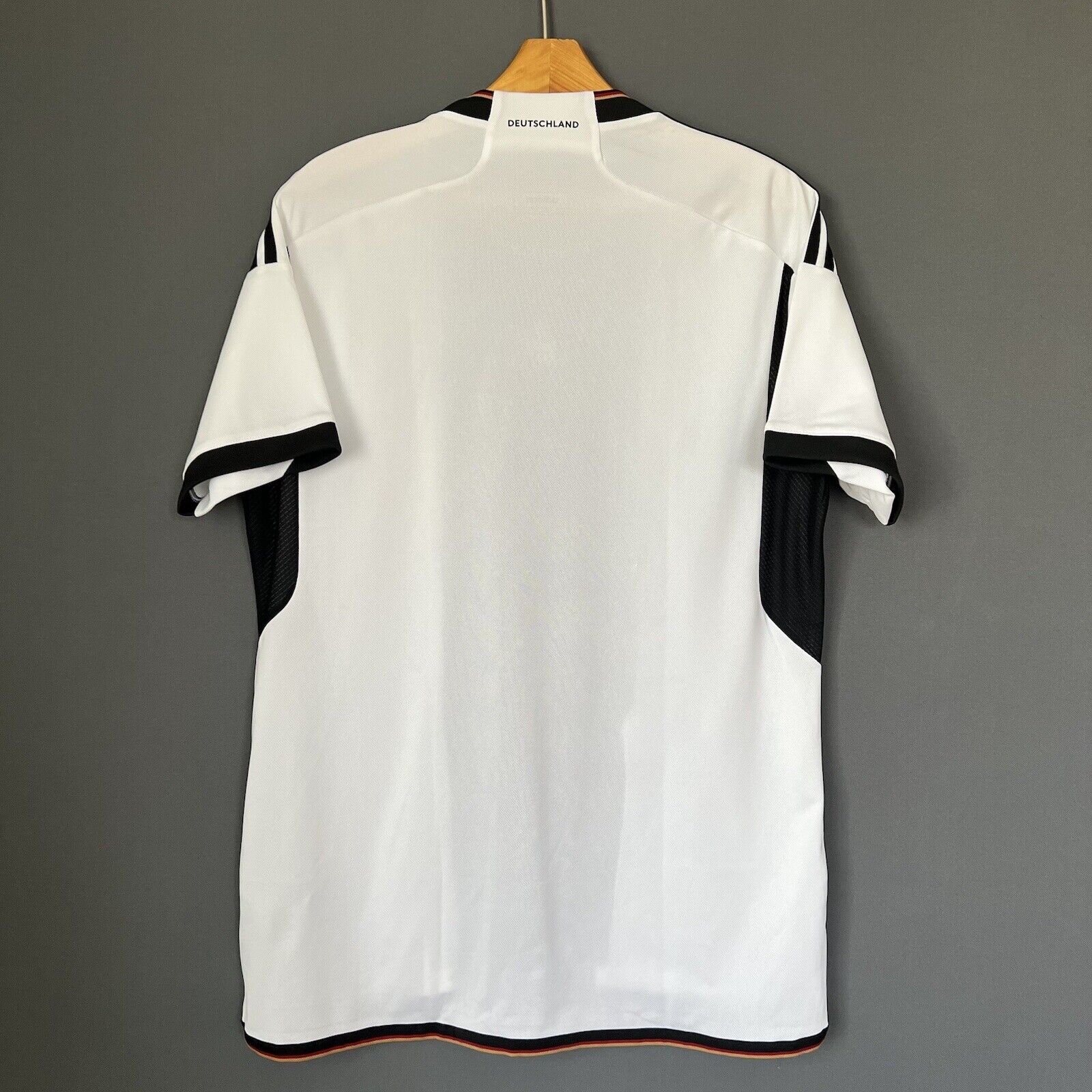 Germany Jersey 2022 2023 Home Size L Mens Football Shirt HJ9606 Adidas