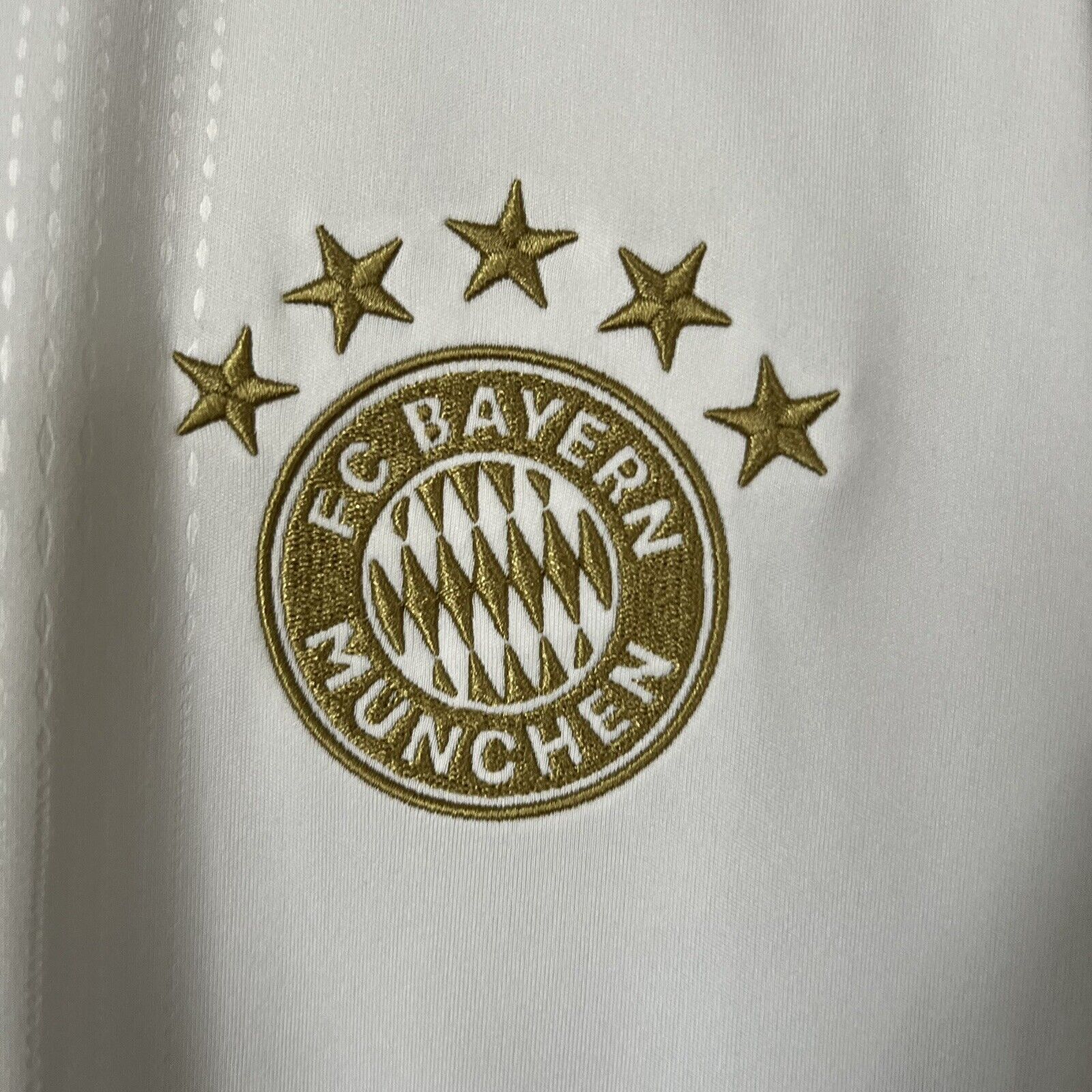 Hernandez Bayern Munich Jersey 22-23 Away Medium Mens Soccer Shirt HI3886 Adidas