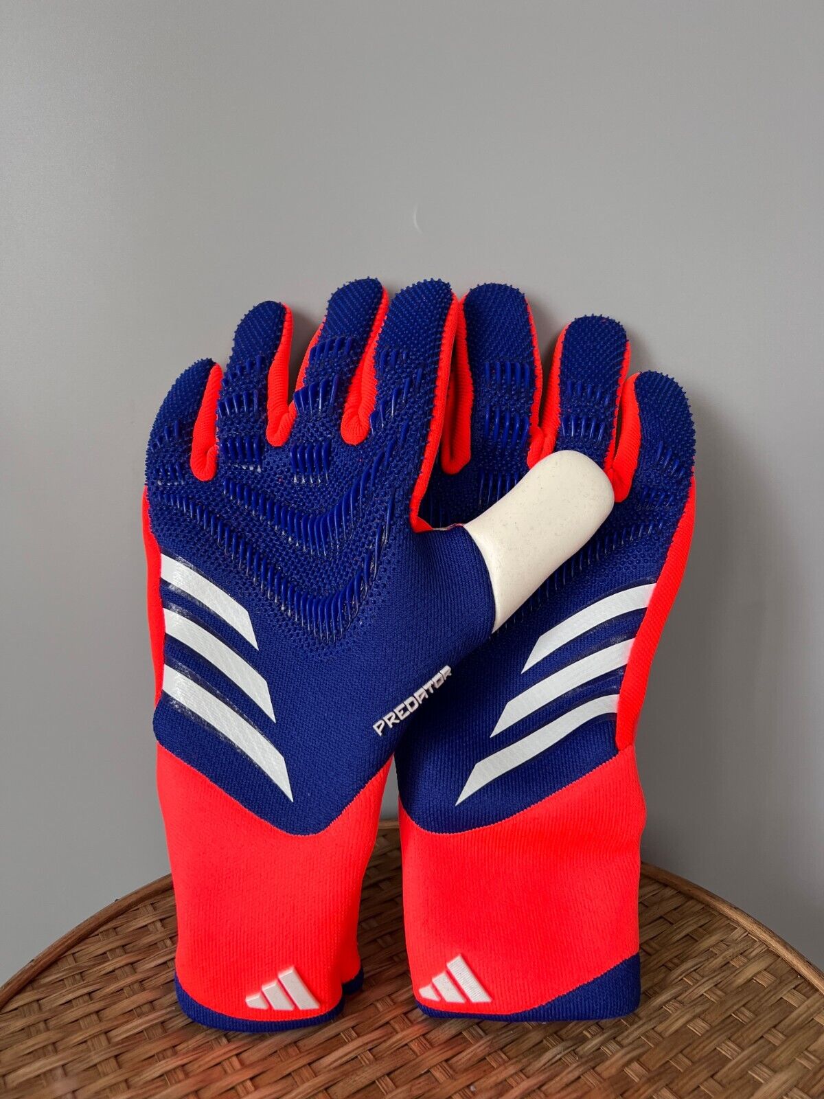 Adidas Predator PRO GL P Goalkeeper Gloves Lucid Blue IS7587 Mens Size 9