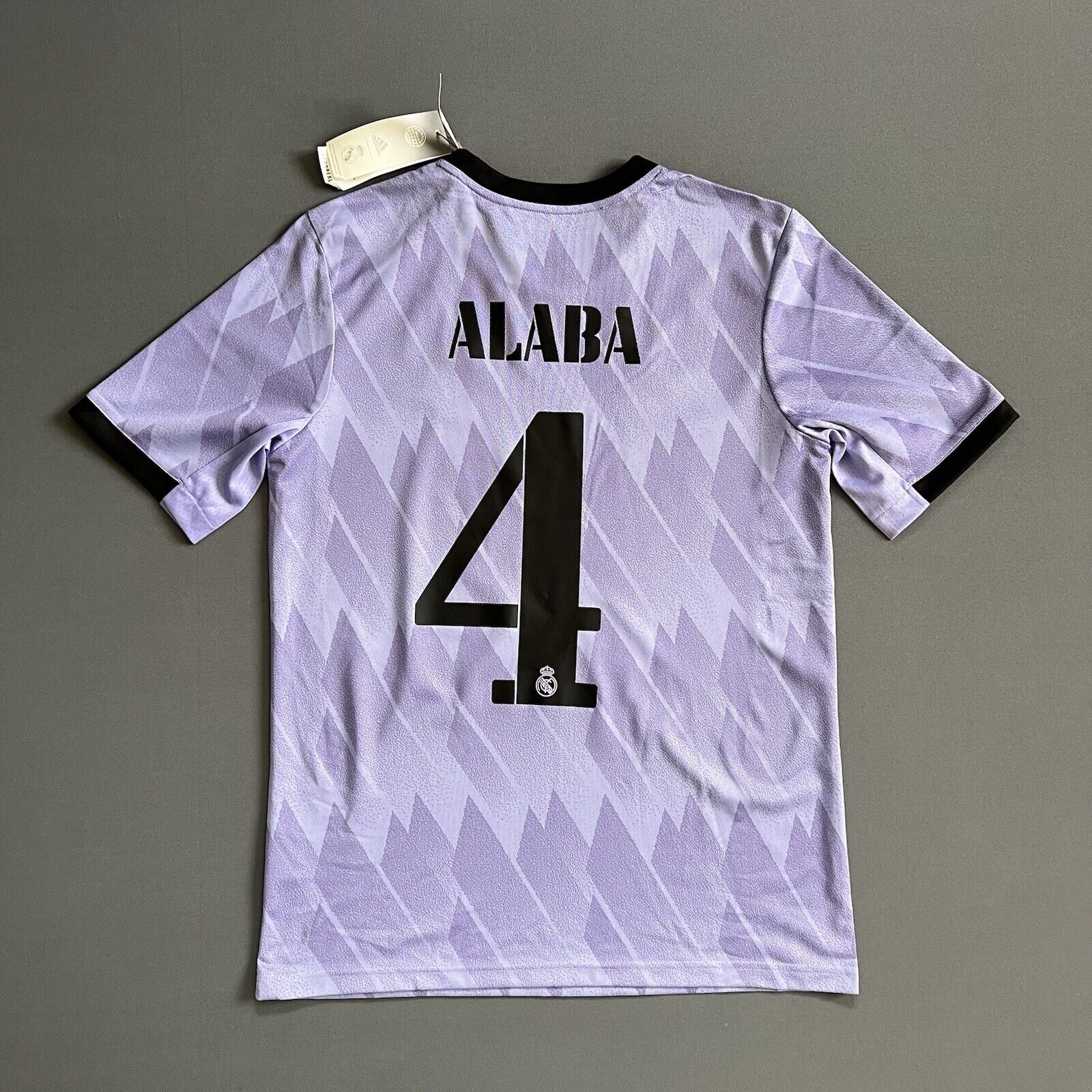 Alaba Real Madrid Jersey 2022-23 Away Size XL 15-16Y Boys Soccer Shirt Adidas