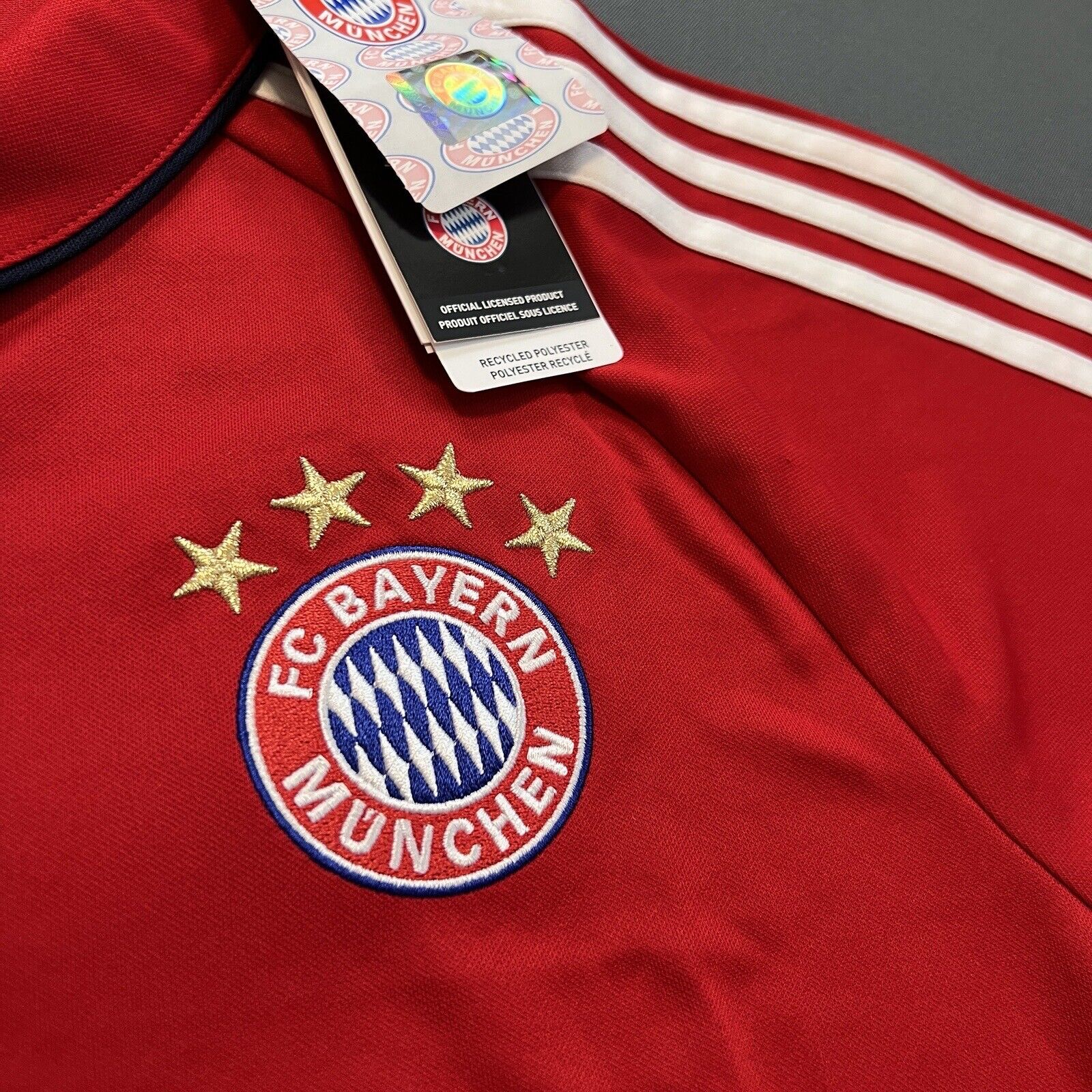 Bayern Munich Jersey 2017-2018 Mens Soccer Shirt Polo BQ2435 Adidas Size M