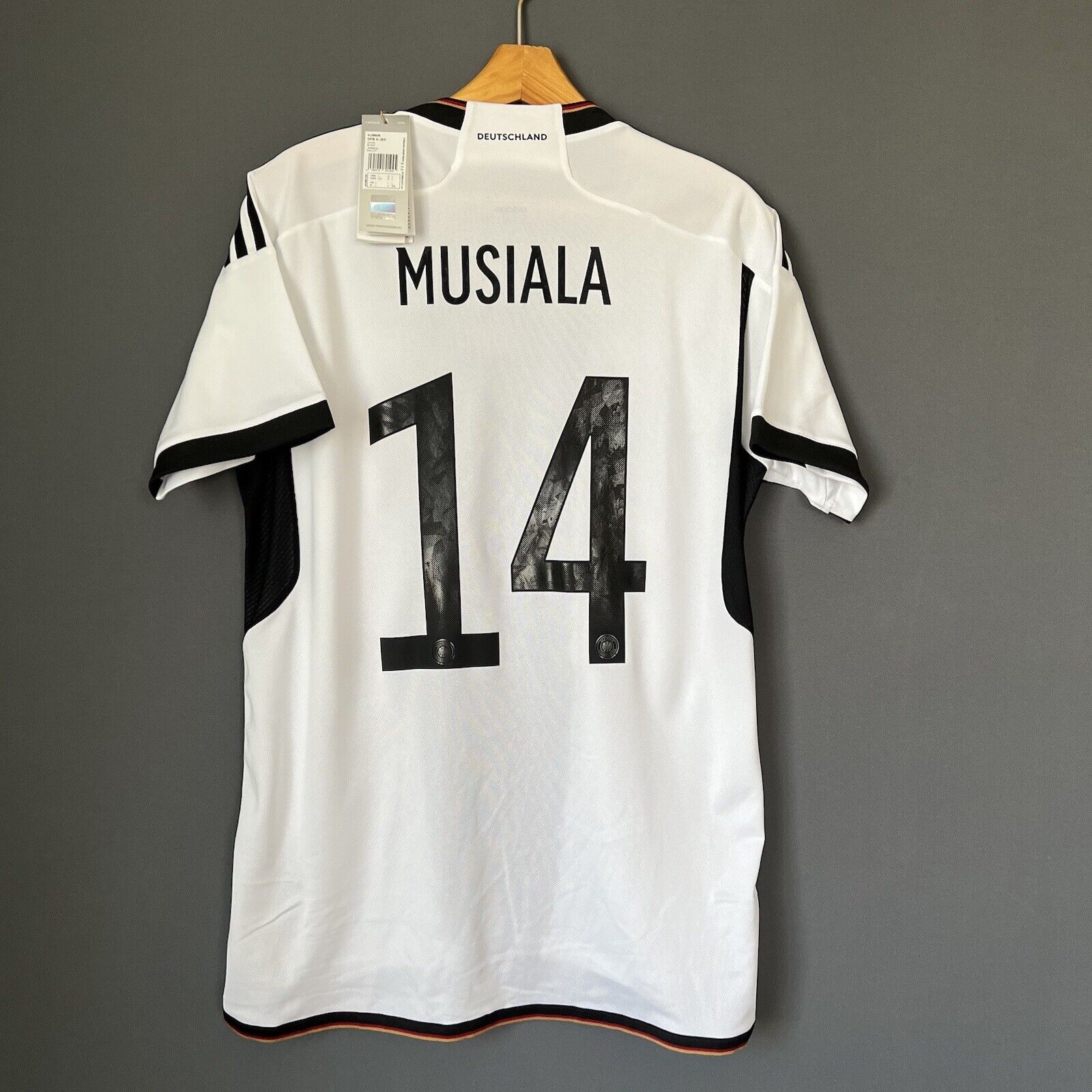 Musiala Germany Jersey 2022 2023 Home Size L Mens Football Shirt HJ9606 Adidas