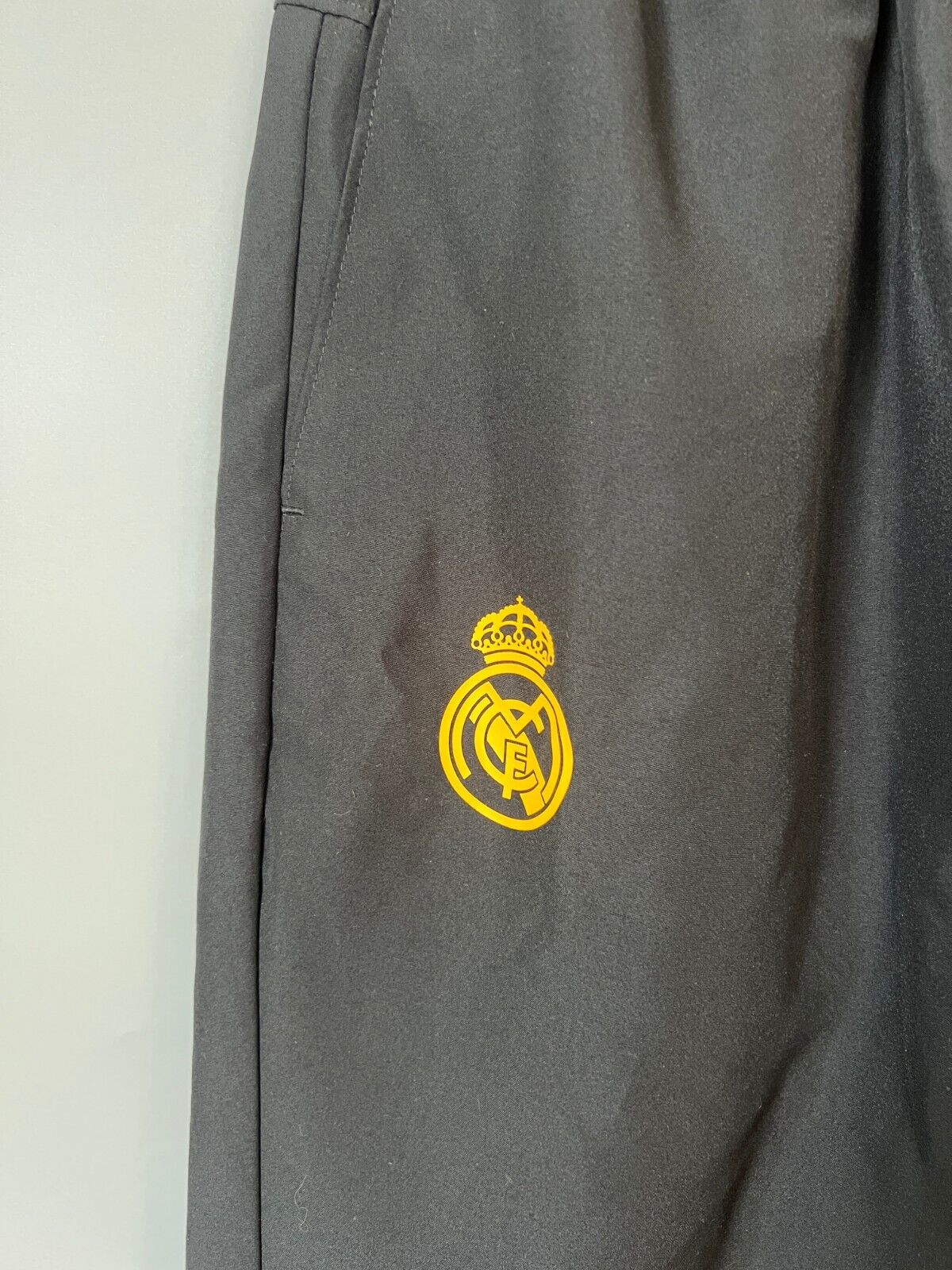 Real Madrid LFSTLR Woven Pants Black Football Soccer Adidas HY0632 Mens Size S
