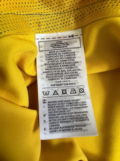Sweden Jersey 2022 Home Soccer Football Shirt Adidas HD9423 Mens Size S