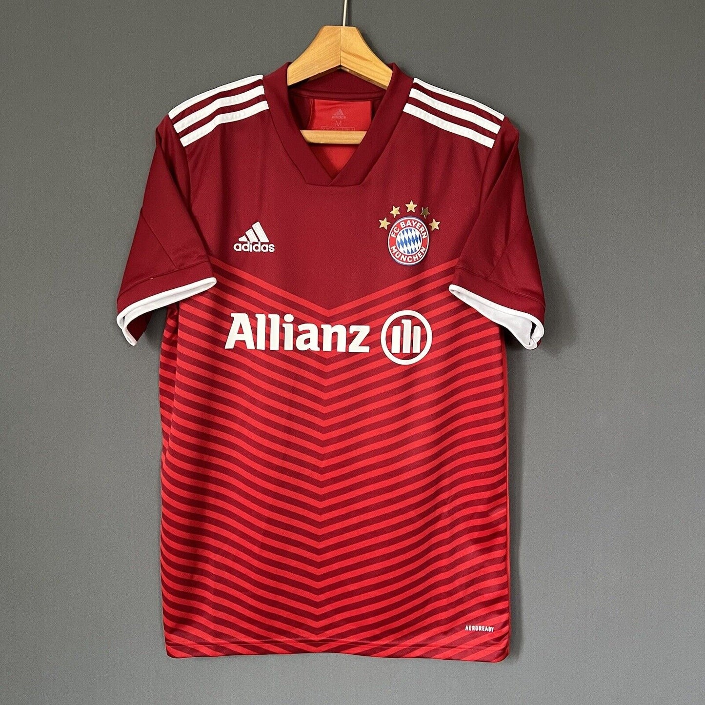 BAYERN MUNICH JERSEY 2021/2022 HOME MEDIUM MENS FOOTBALL SHIRT GR0503 ADIDAS