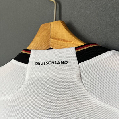 Gnabry Germany Jersey 2022 Home Size M Mens Football Shirt HJ9606 Adidas