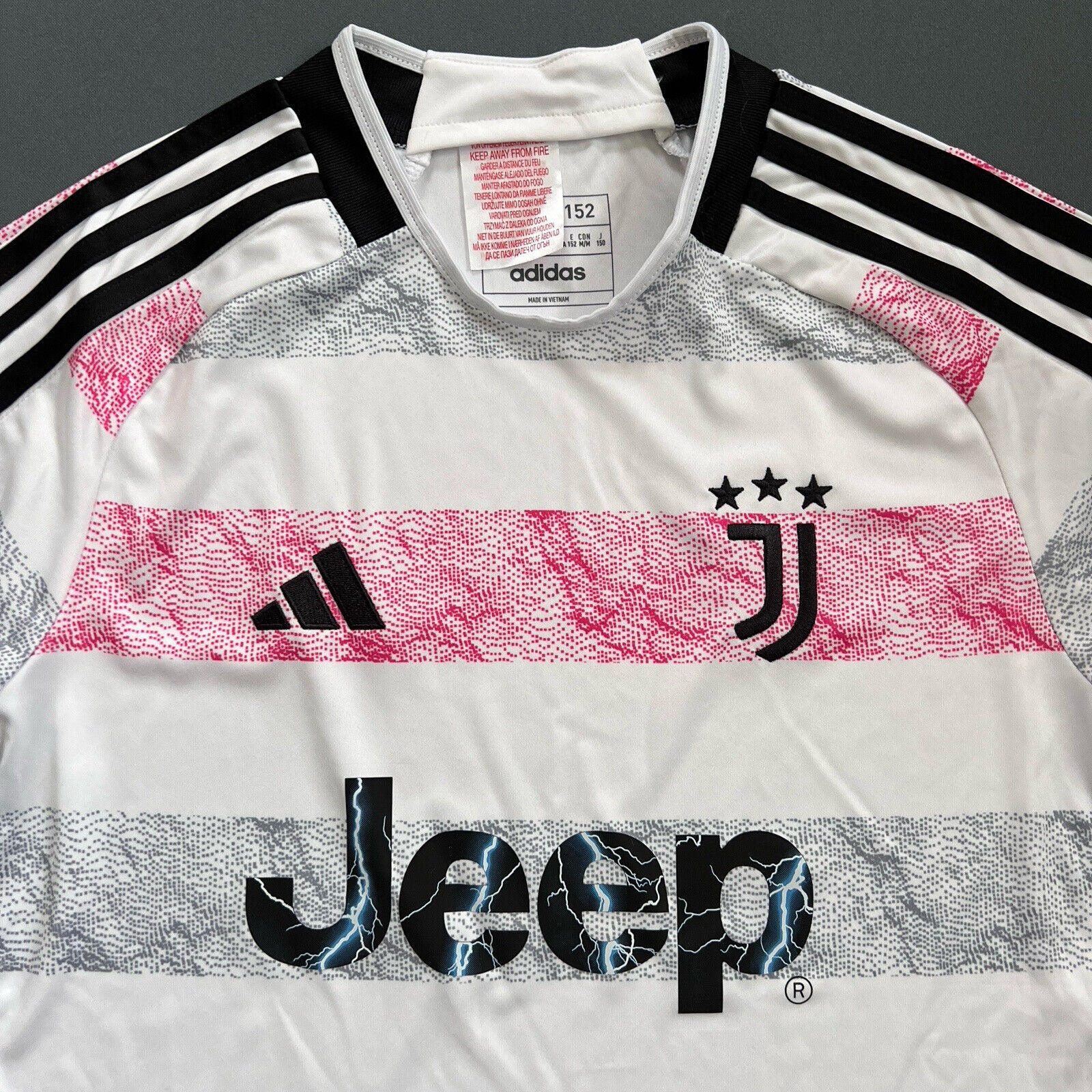 Juventus Jersey 2023/24 Away Soccer Shirt Maillot Adidas IB0503 Boys Size M