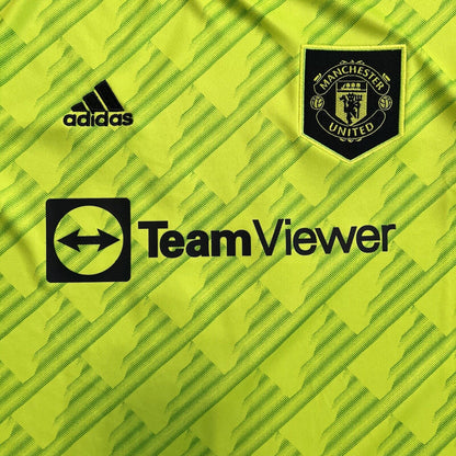 Fernandes Manchester United Jersey 22-23 Third Size M Boys Football Shirt Adidas