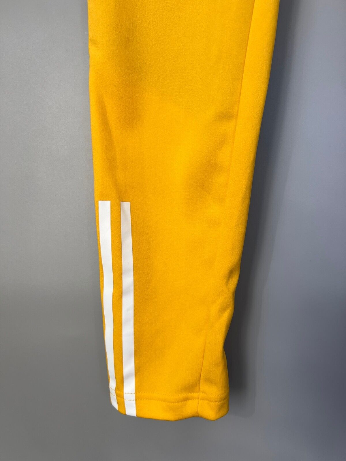 Juventus Tiro 23 Training Pants Football Soccer Adidas IQ0871 Mens Size M