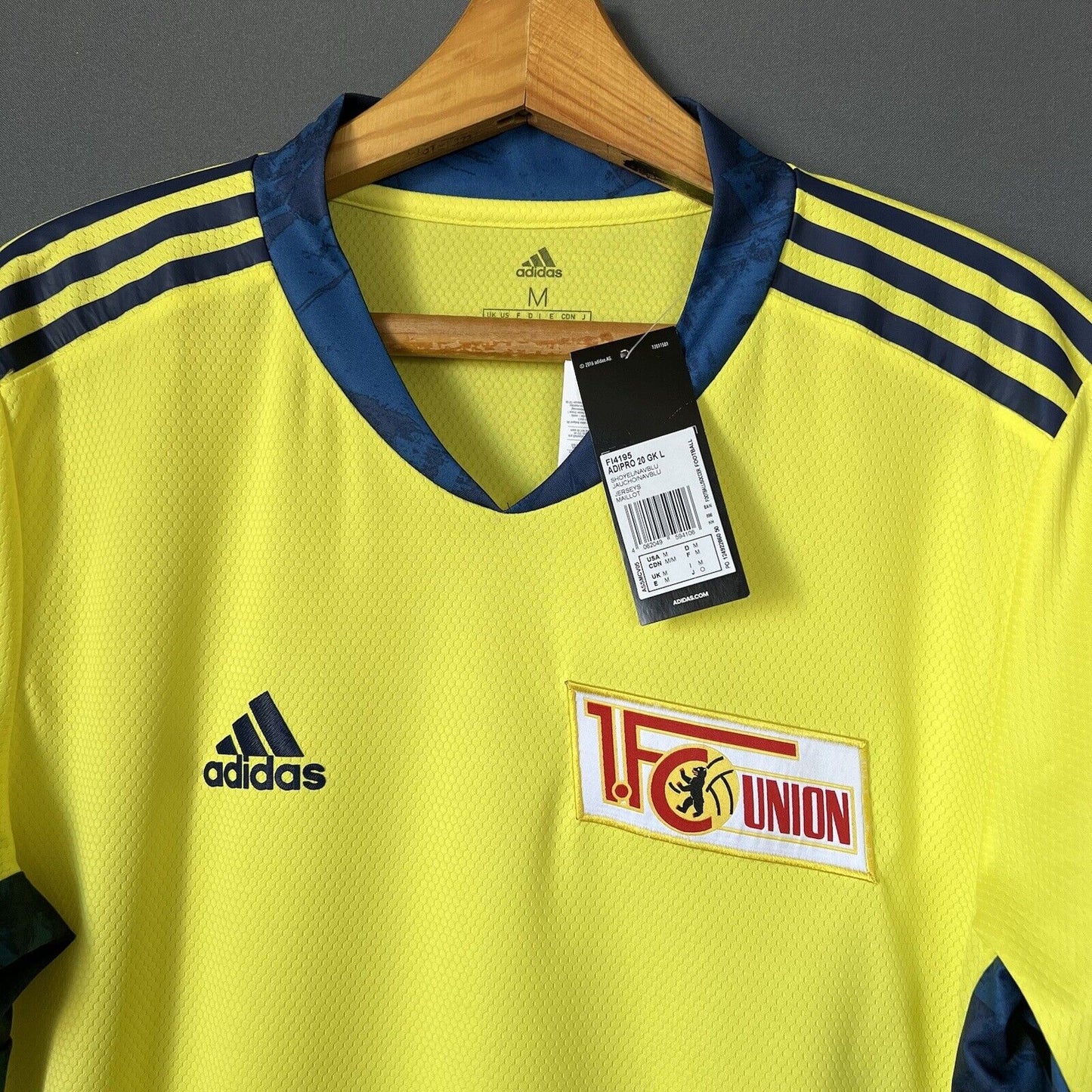 Adidas 1. FC Union Berlin Men's Yellow GK Jersey 20-21 - Officially Licensed