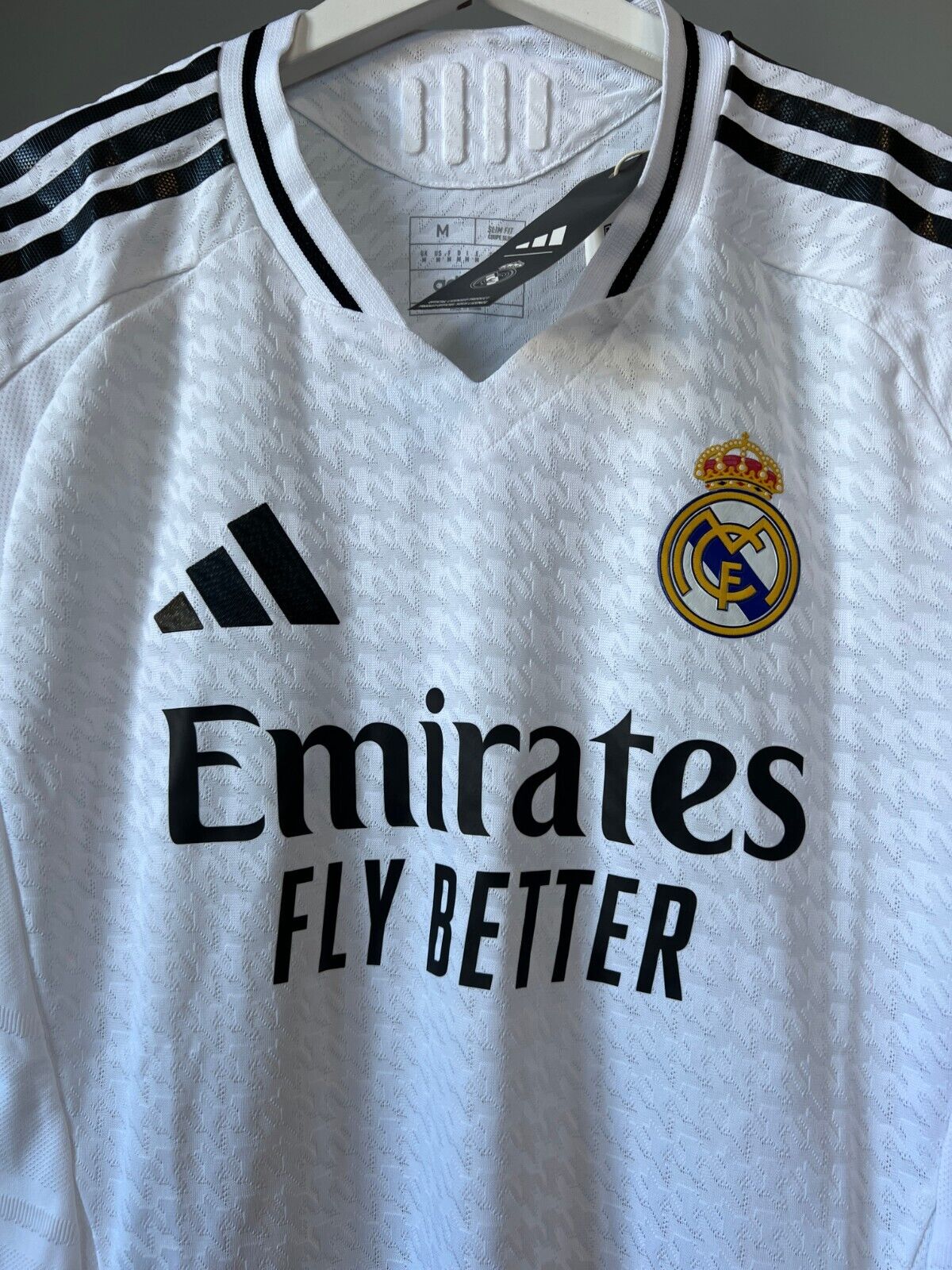 Real Madrid Jersey 24/25 Home Authentic Soccer Shirt IX8095 Adidas Mens Size M
