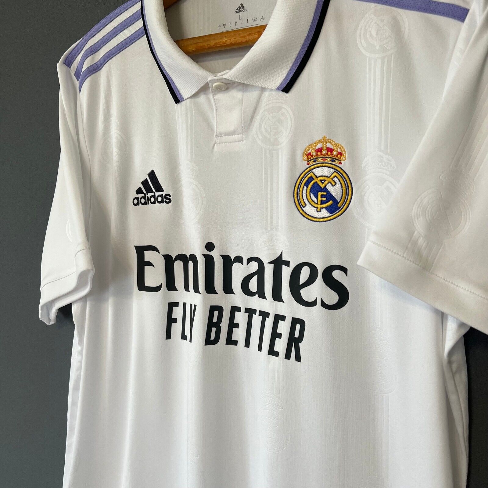 Real Madrid Jersey 2022-2023 Home Mens Football Shirt Size L HF0291 Adidas
