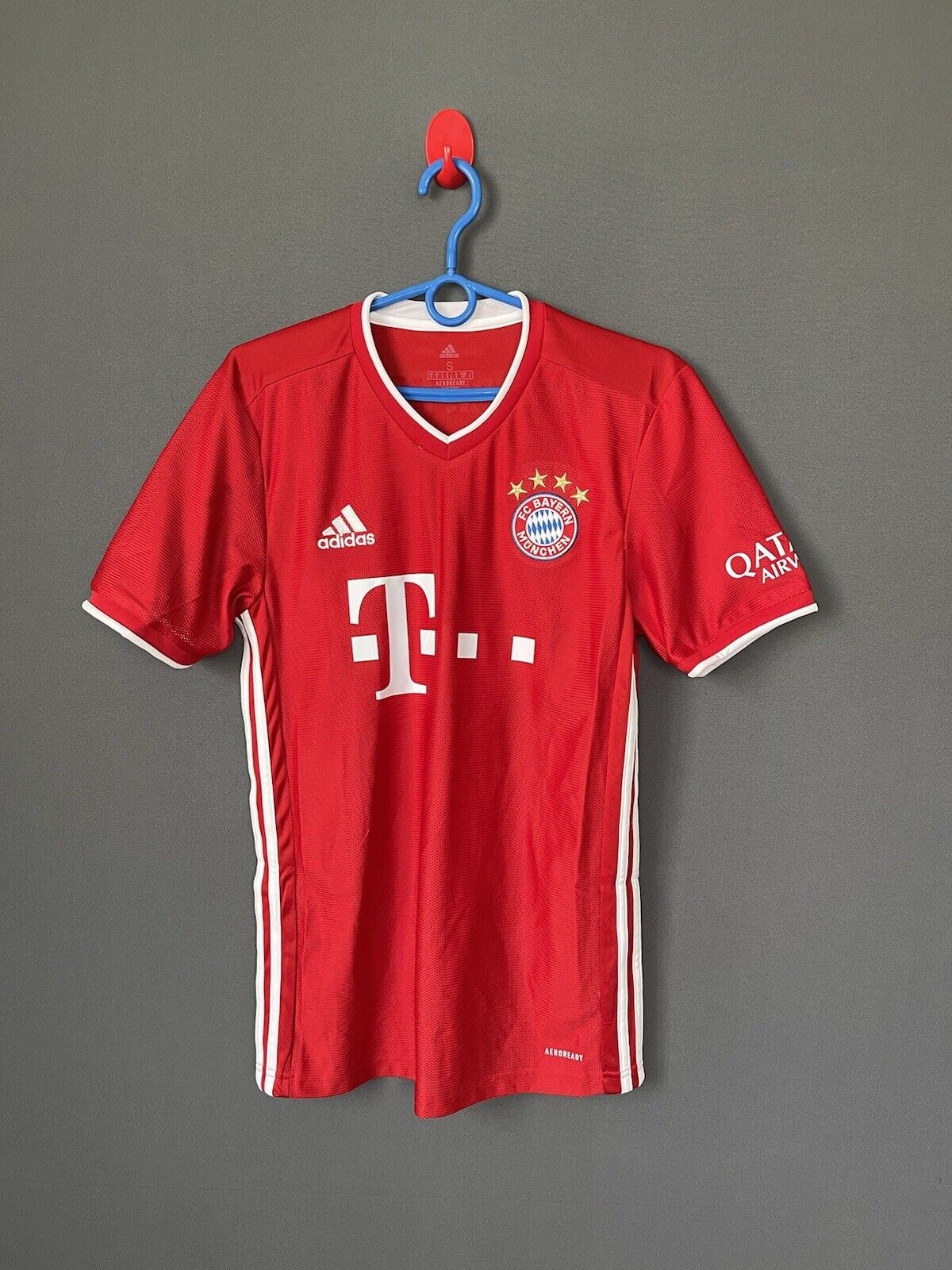Lewandowski Bayern Munich Size S Mens Football Shirt Adidas FR8358
