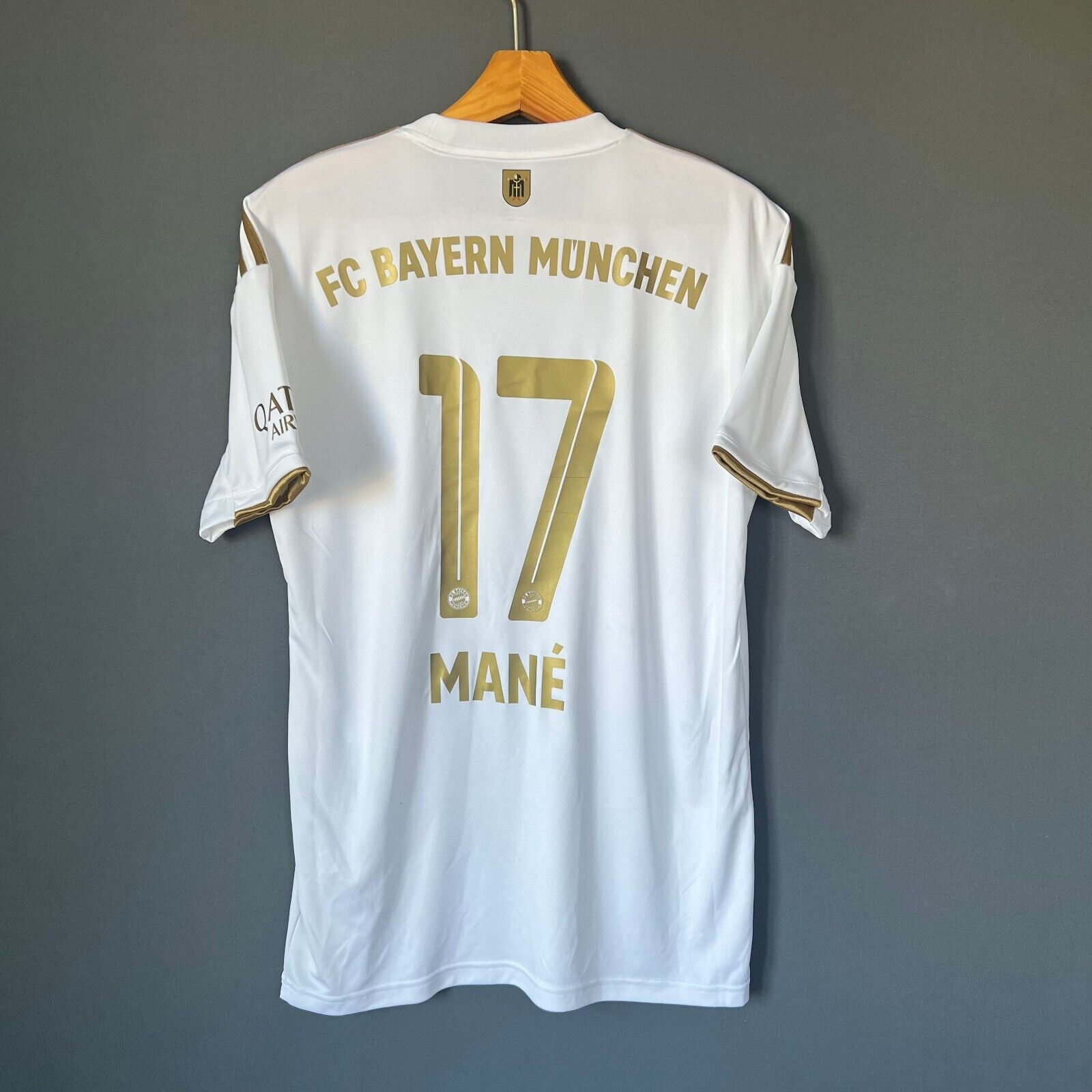Mane Bayern Munich Jersey 2022-2023 Away Medium Mens Soccer Shirt HI3886 Adidas