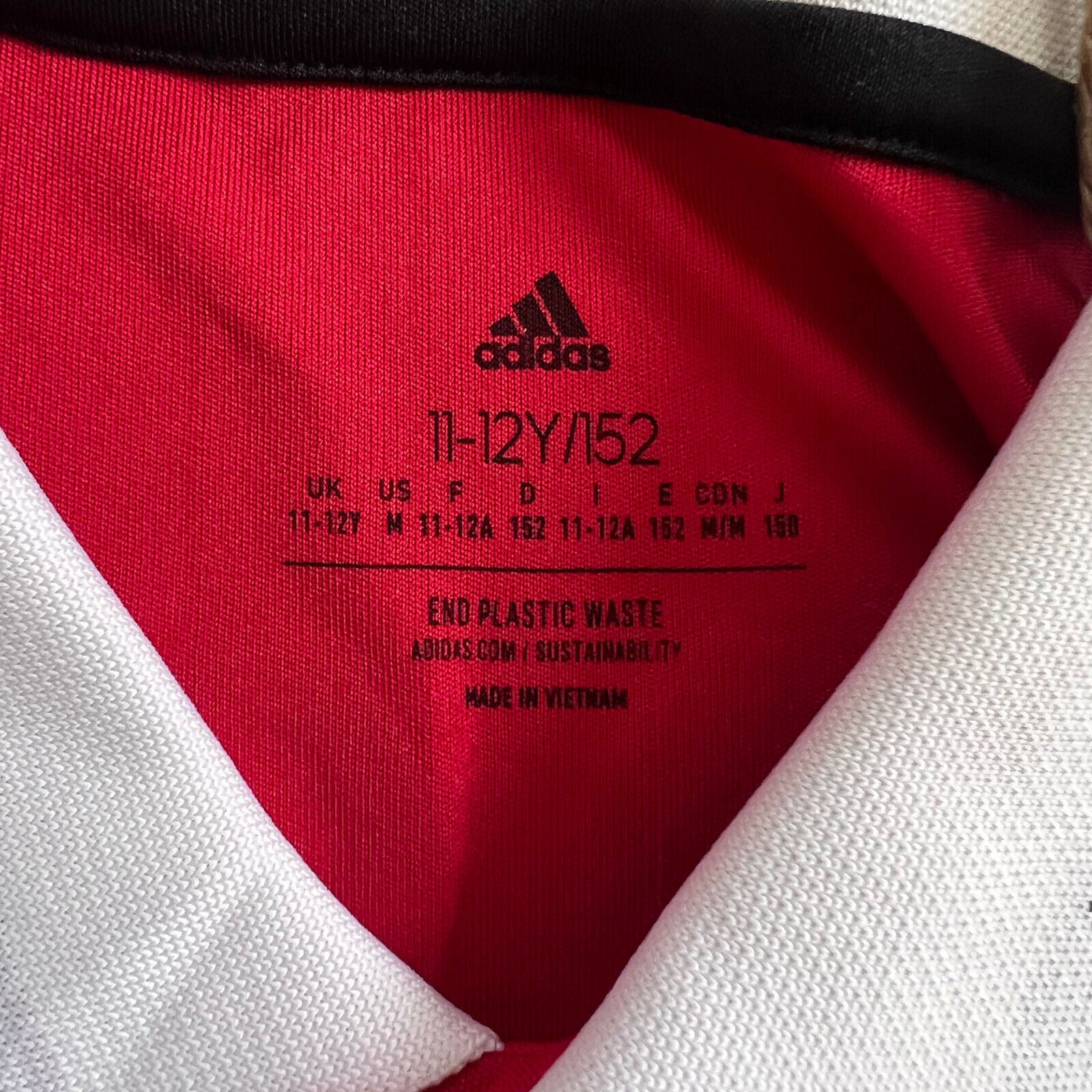 Sancho Manchester United Jersey 22-23 Home Size M Boys Adidas Football Shirt