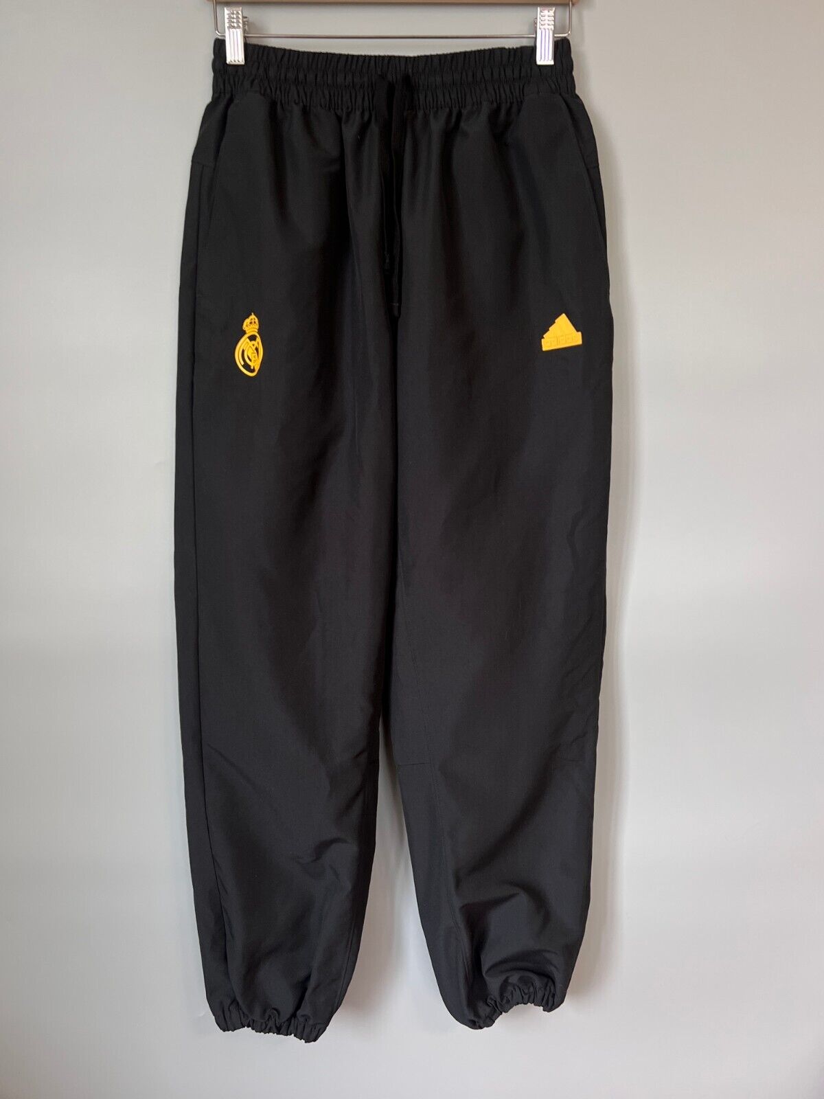 Real Madrid LFSTLR Woven Pants Black Football Soccer Adidas HY0632 Mens Size S