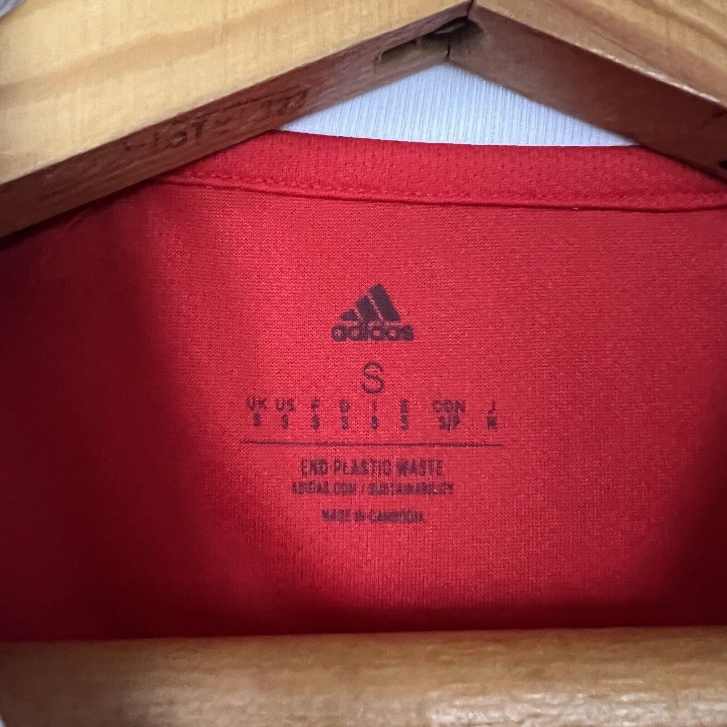 Bayern Munich Jersey 2022/2023 Home Small Mens Soccer Shirt H39900 Adidas