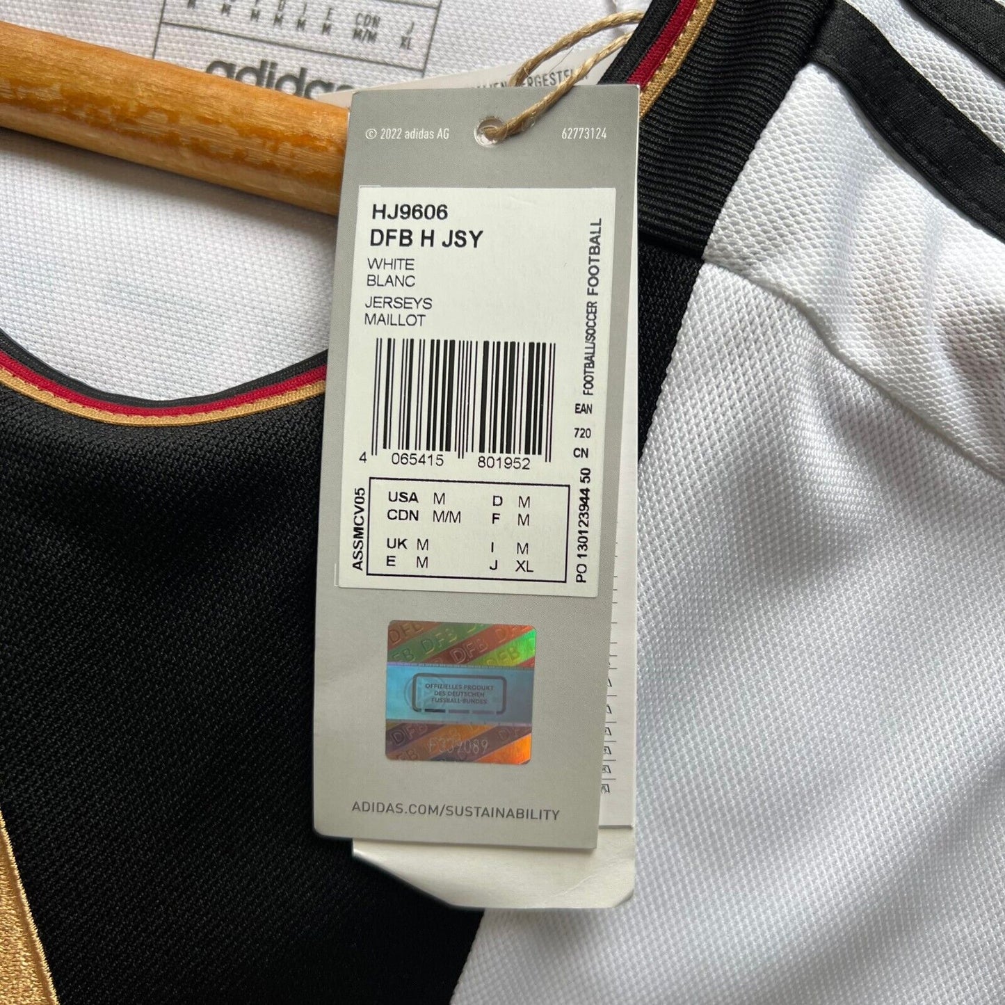 Havertz Germany Jersey 2022 Home Size M Mens Football Shirt HJ9606 Adidas