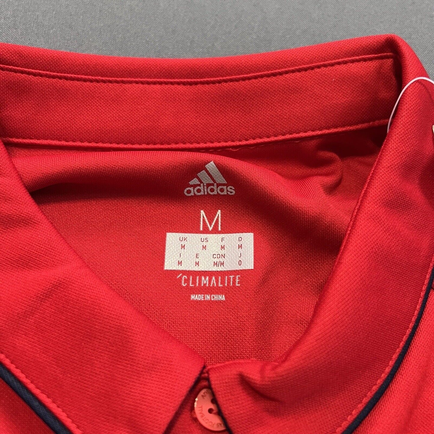 Bayern Munich Jersey 2017-2018 Mens Soccer Shirt Polo BQ2435 Adidas Size M