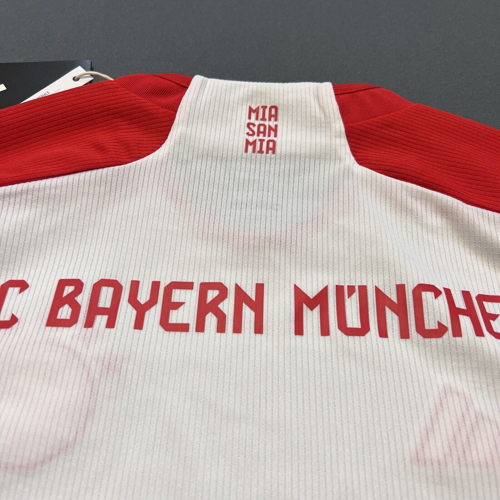 Bayern Munich Jersey 2023/24 Home Soccer Shirt Trikot IB1480 Adidas Boys Size XL