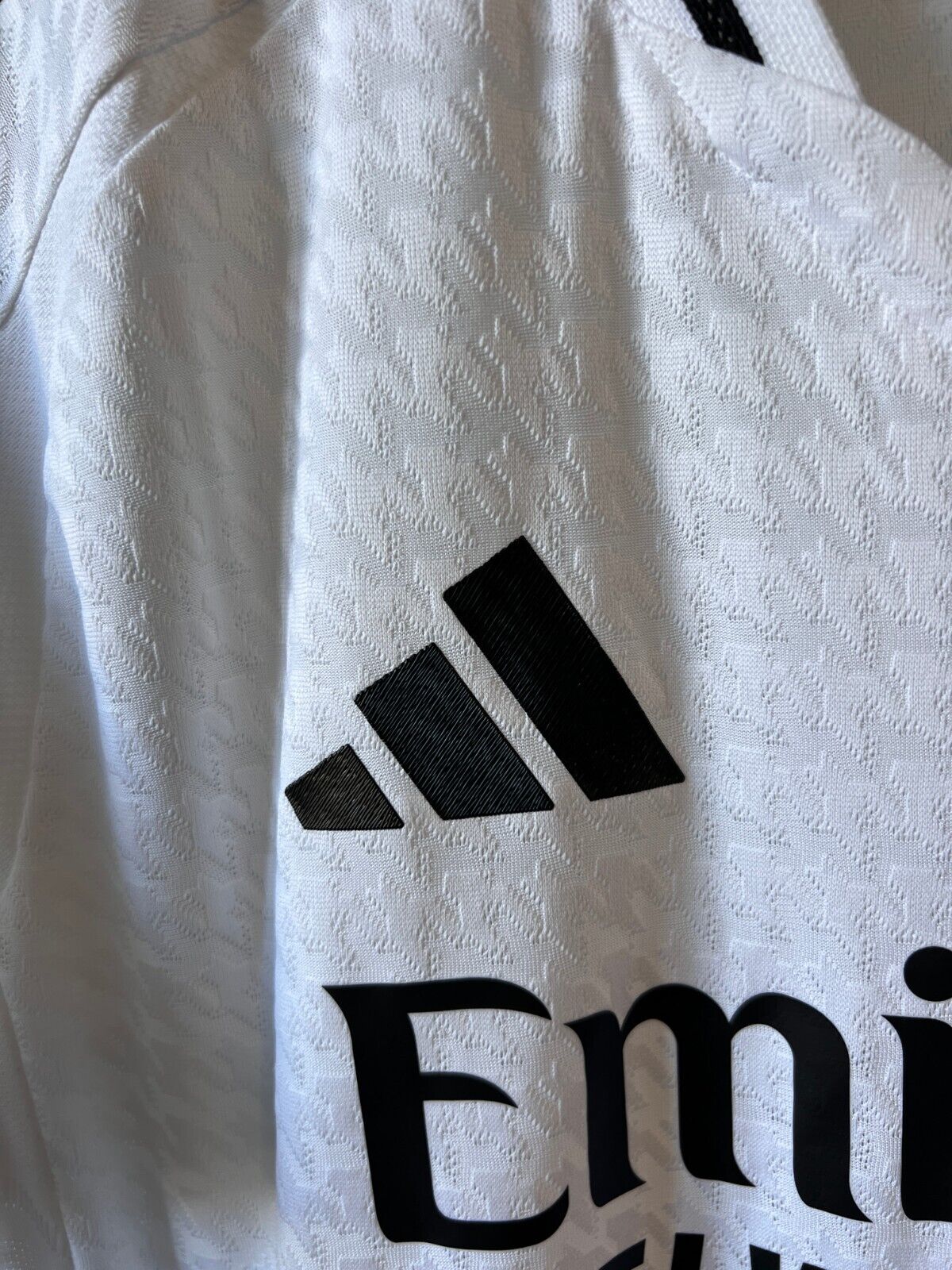 Real Madrid Jersey 24/25 Home Player Issue Soccer Shirt IX8095 Adidas Size L