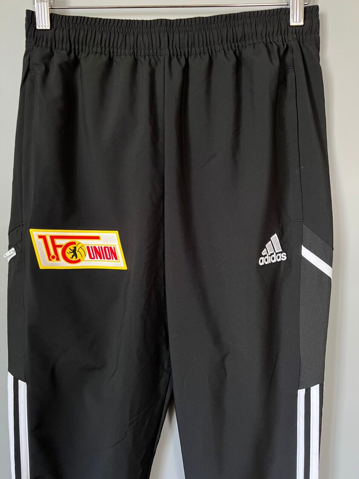 1. FC Union Berlin CON22 Presentation Pants Football Soccer Adidas Mens Size S