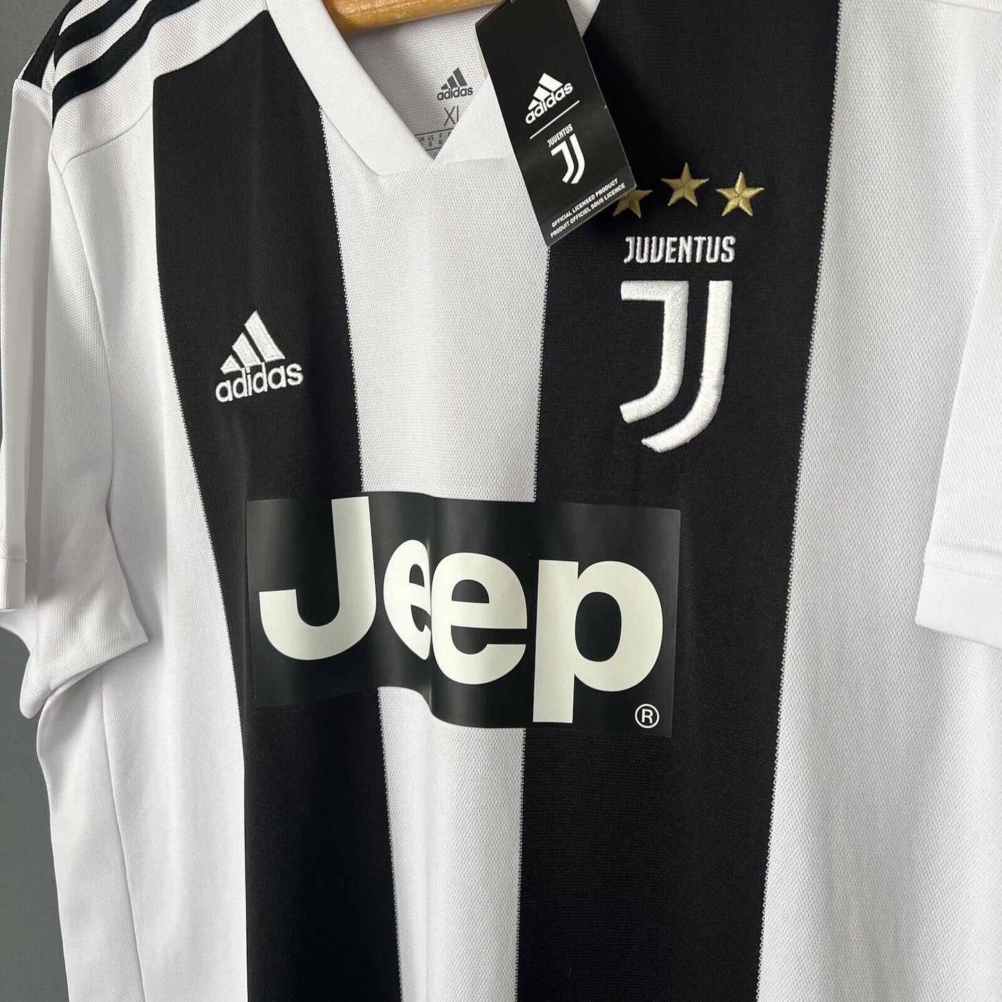 Ronaldo Juventus Jersey 2018/2019 Home Mens Football Shirt Size XL CF3489 Adidas