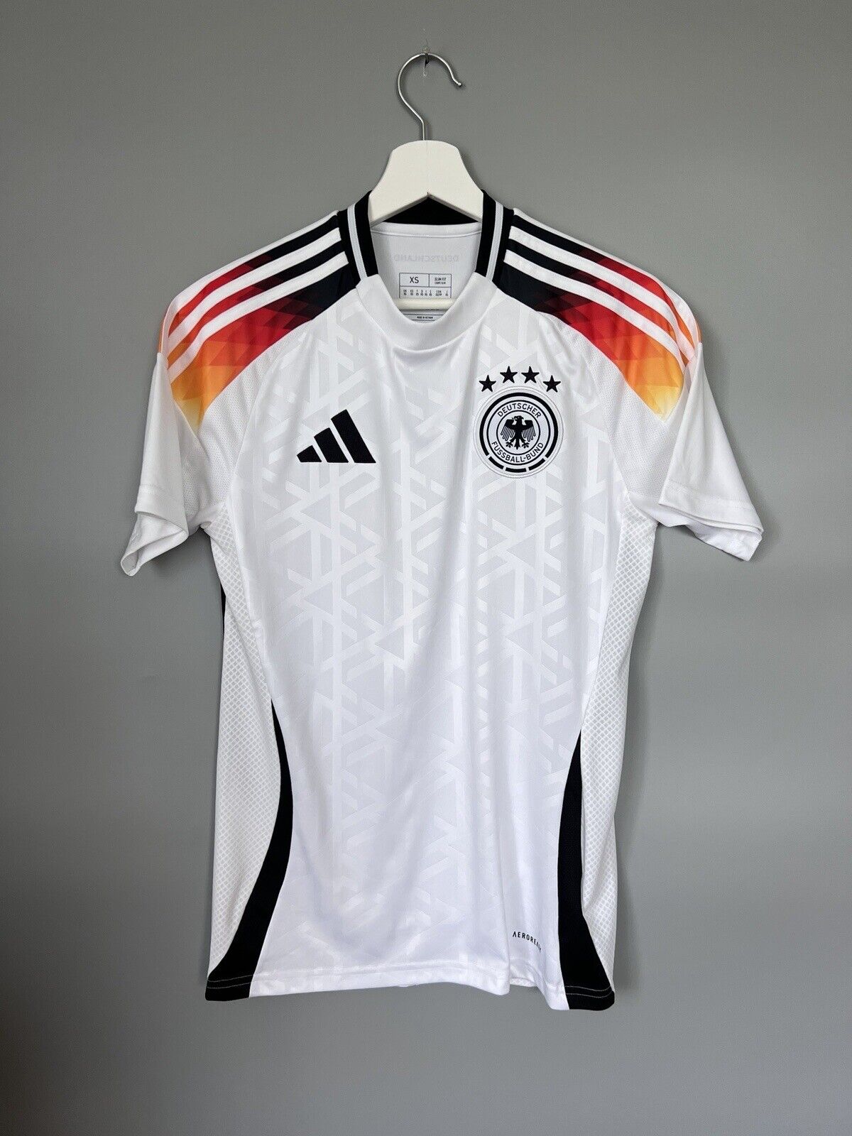 Germany Jersey Euro 2024 Home Soccer Football Shirt Adidas IP8139 Mens Size XS