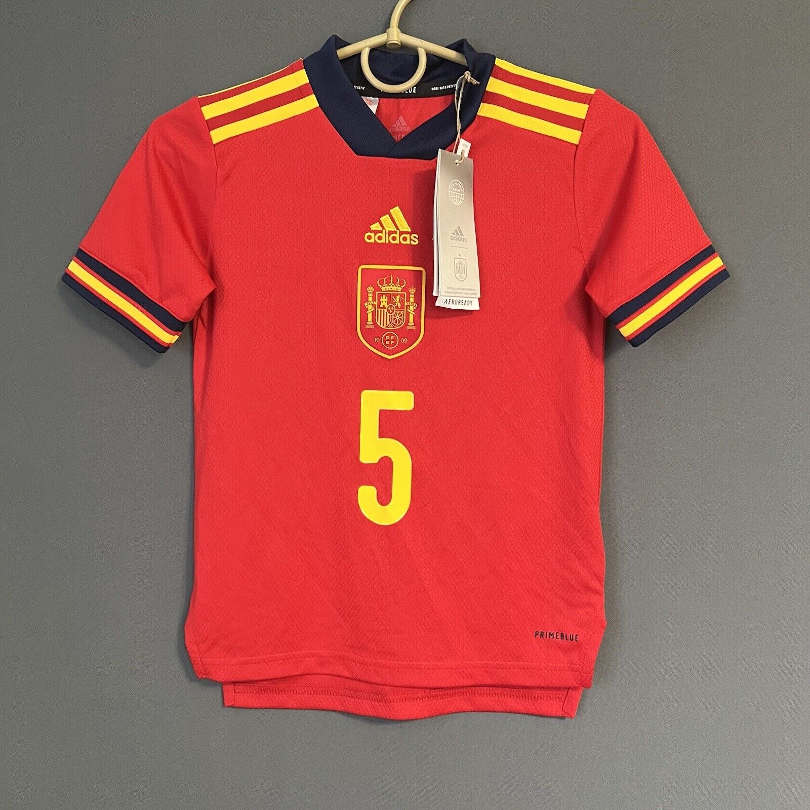 Spain Jersey 2022 Home Size XS 7-8Y Boys Soccer Football Shirt Adidas