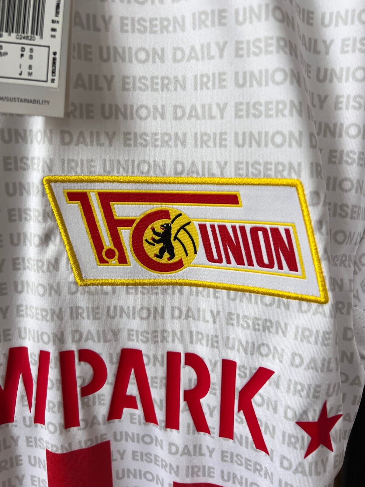 1. FC Union Berlin 22/23 Adidas Football Jersey - Men's Size S Fourth Kit