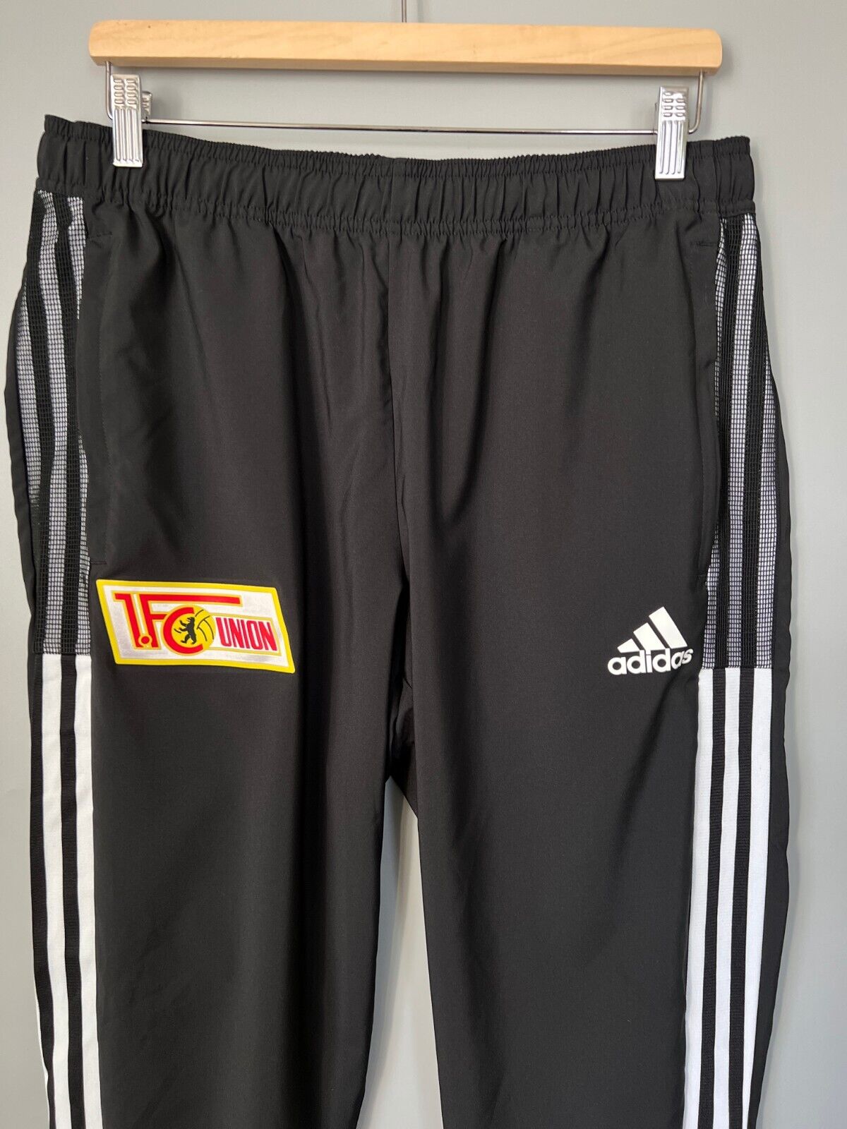 1. FC Union Berlin Tiro 21 Woven Pants Football Soccer Adidas Mens Size L